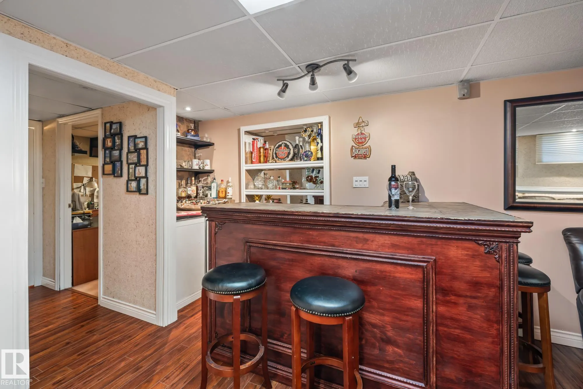 3 FALSTAFF Avenue