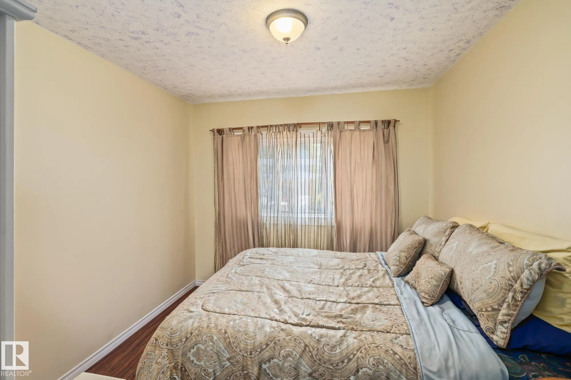 3 FALSTAFF Avenue
