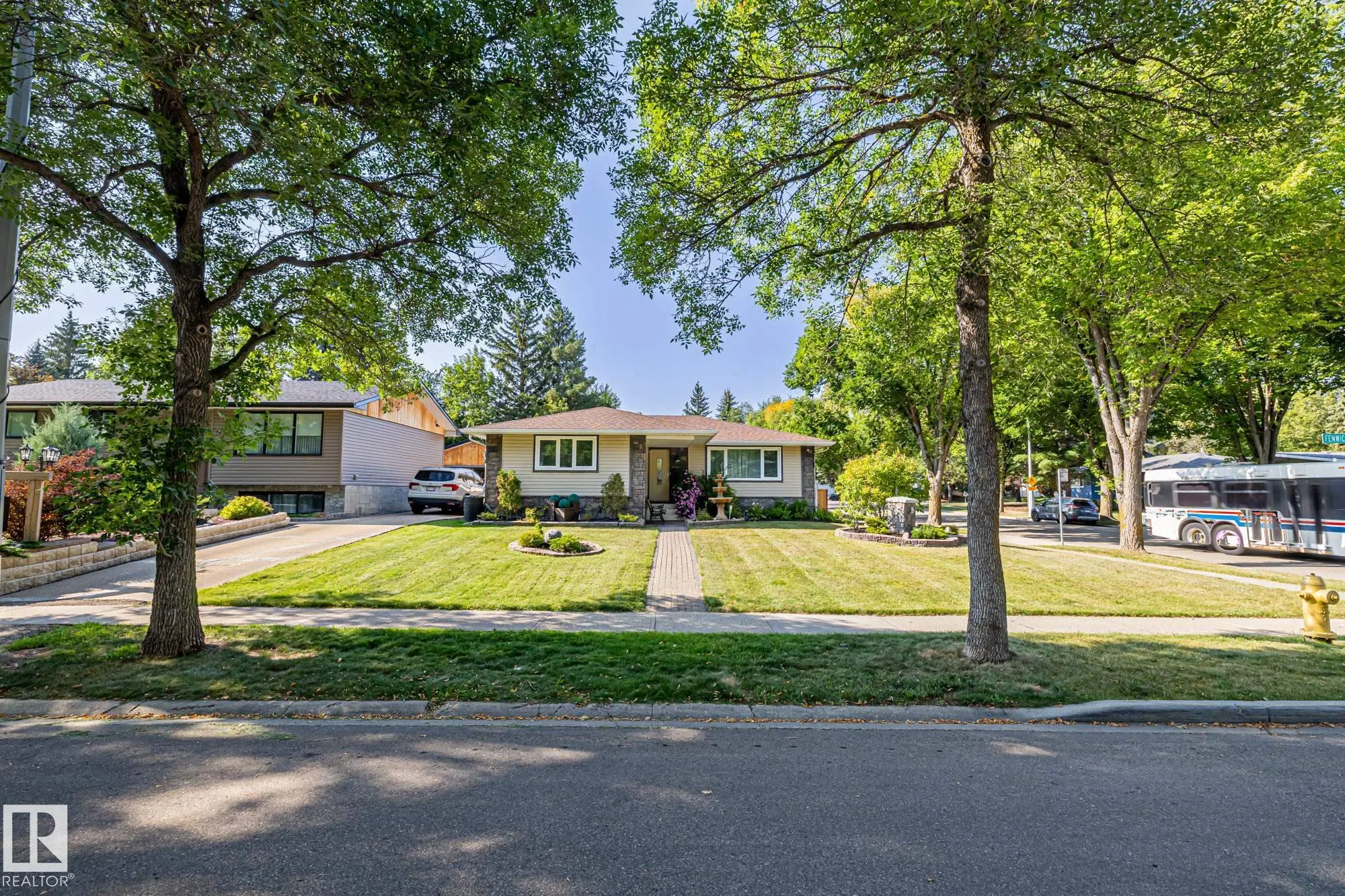 3 FALSTAFF Avenue