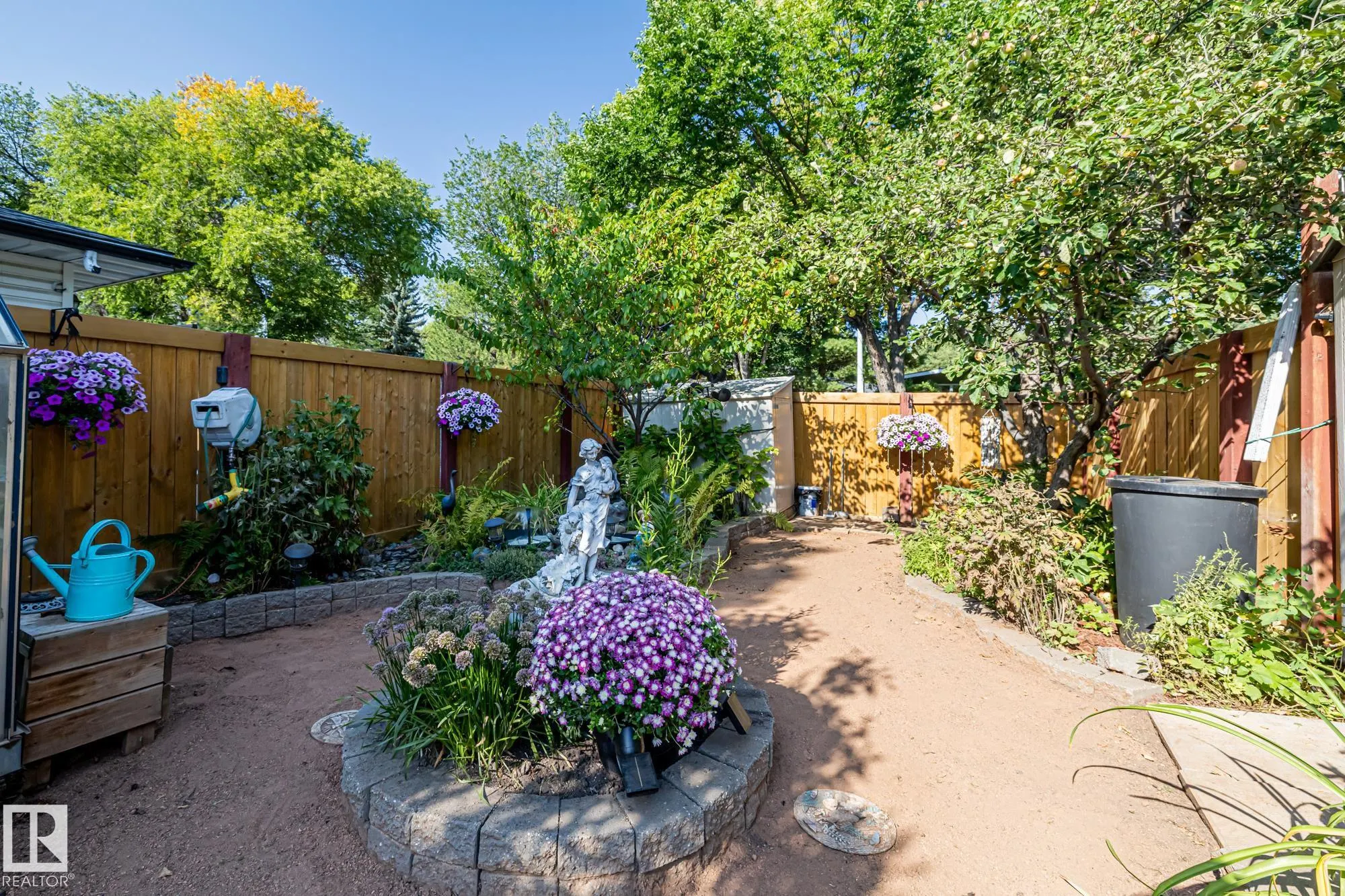 3 FALSTAFF Avenue