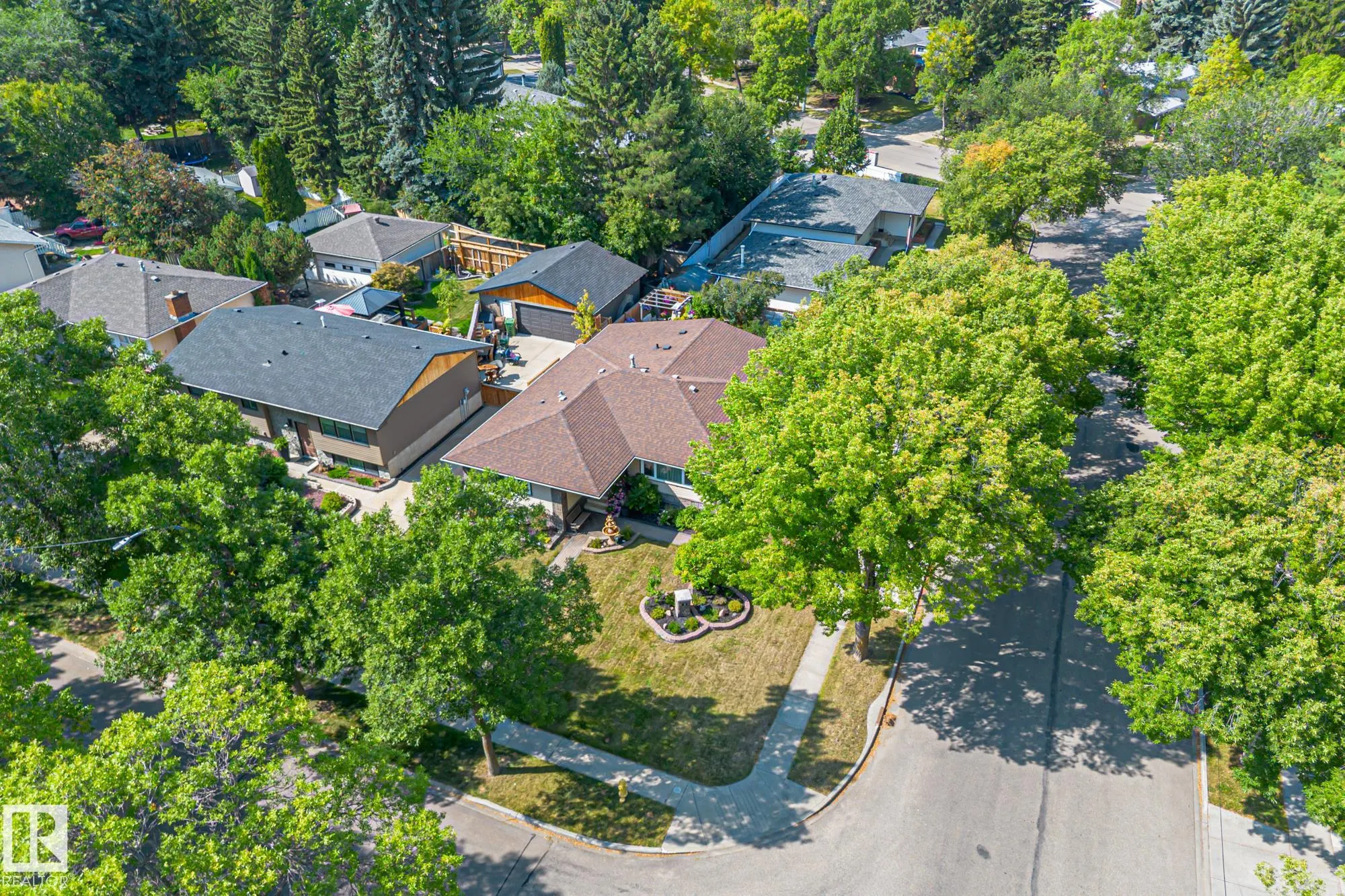 3 FALSTAFF Avenue