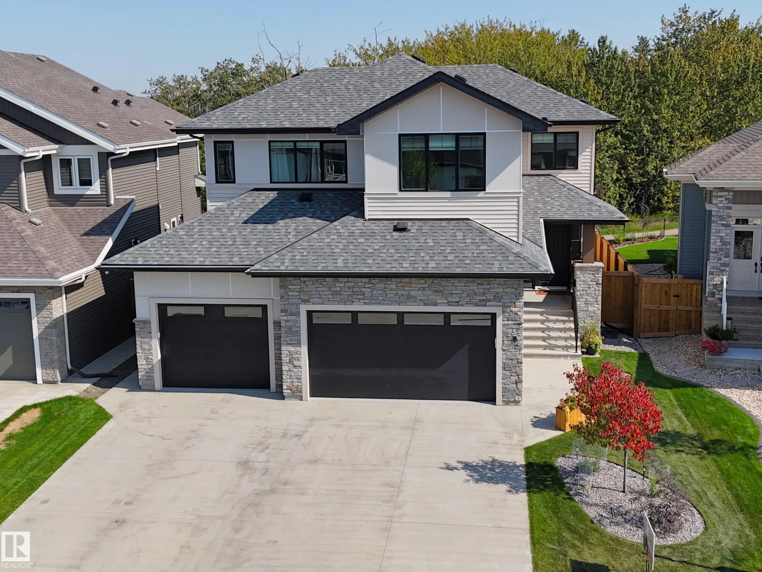 8 ARTHUR Way