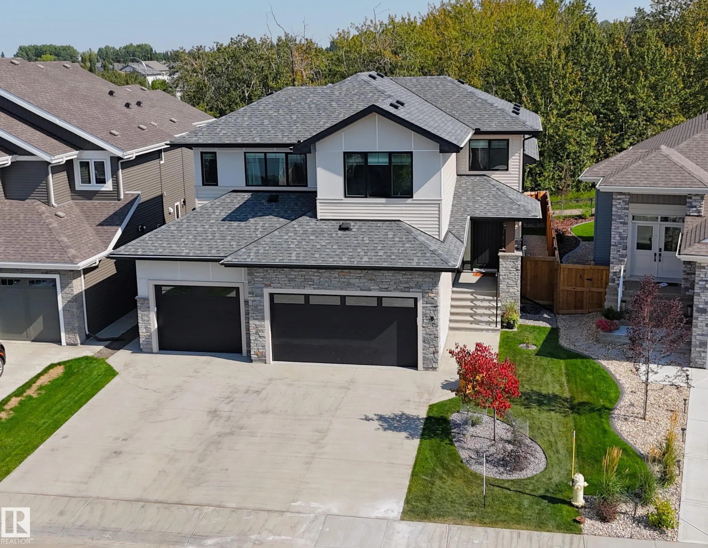 8 ARTHUR Way