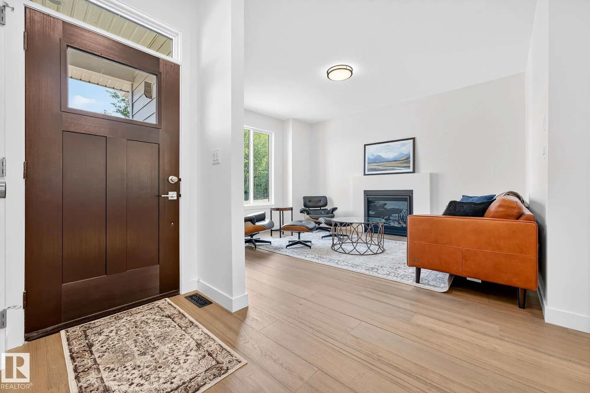 112 HERON POINT Close