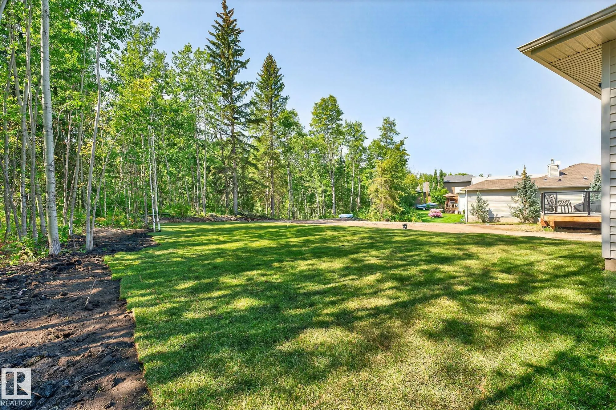 112 HERON POINT Close