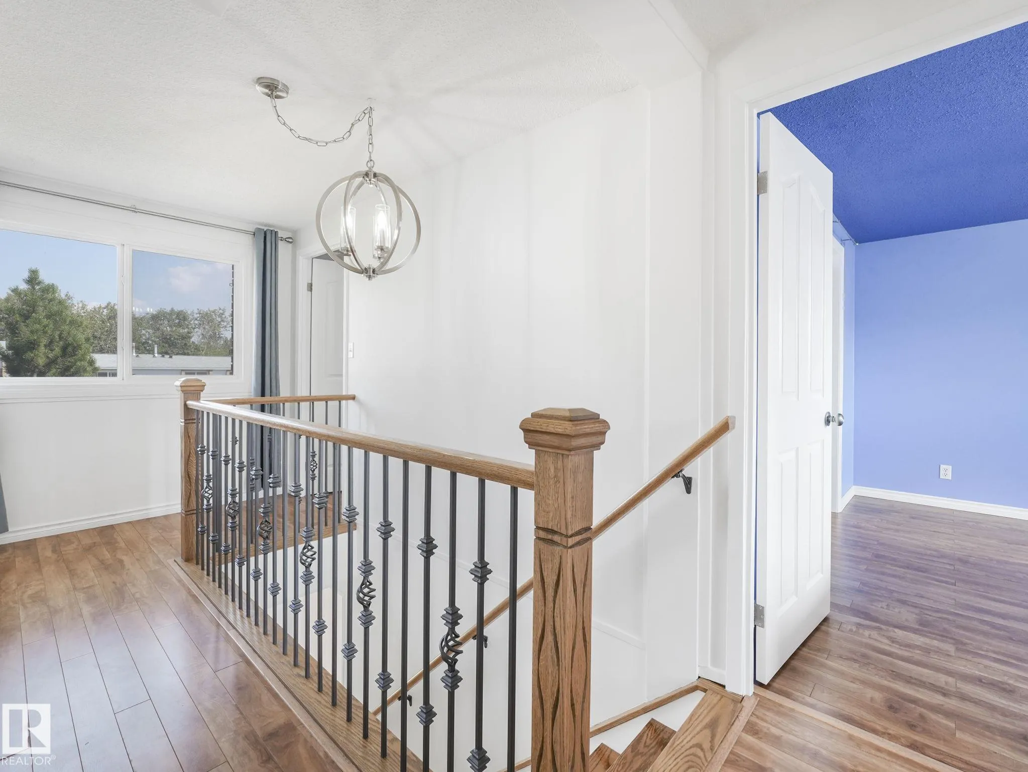 127 Ridgewood Terrace