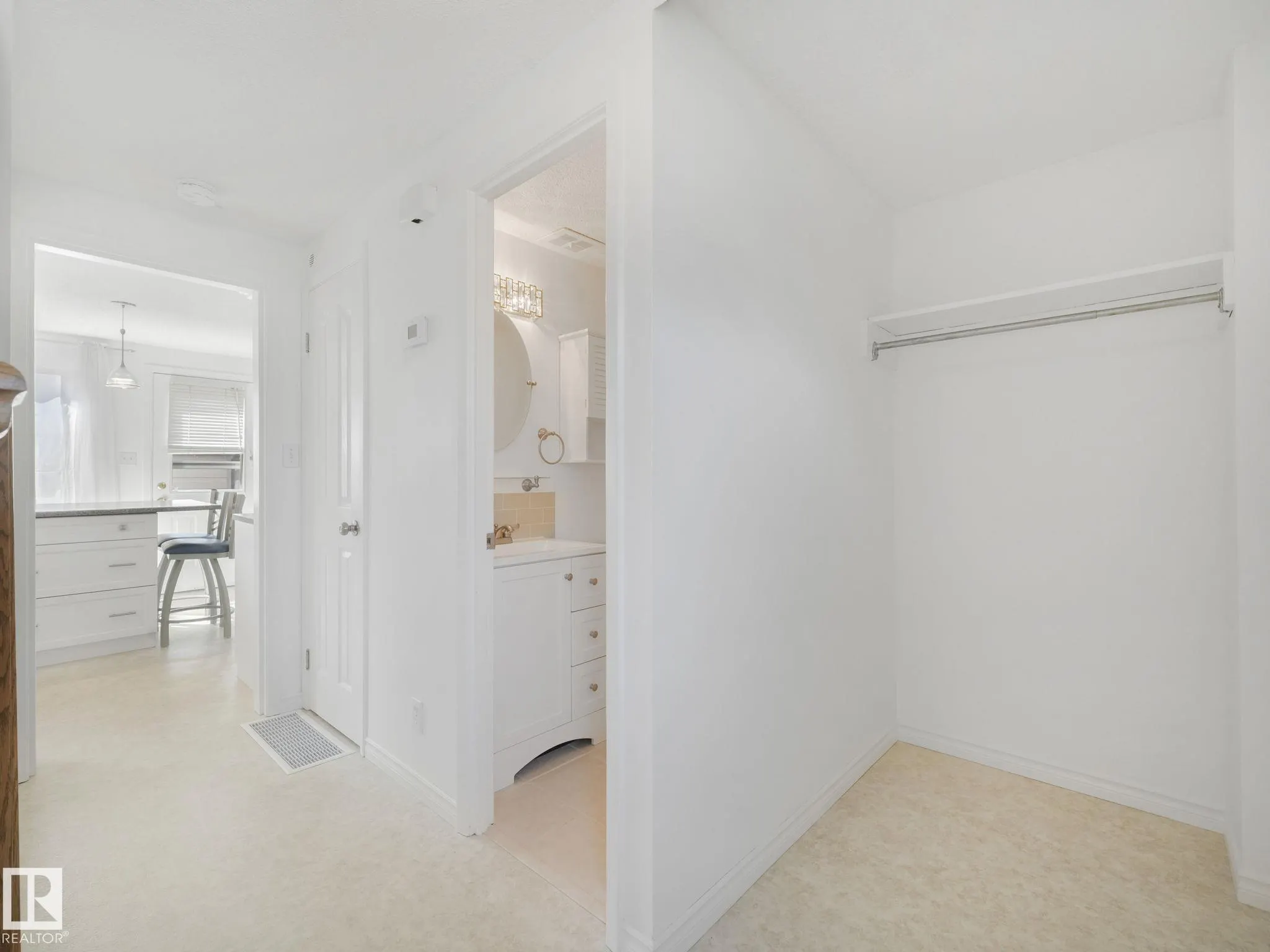 127 Ridgewood Terrace