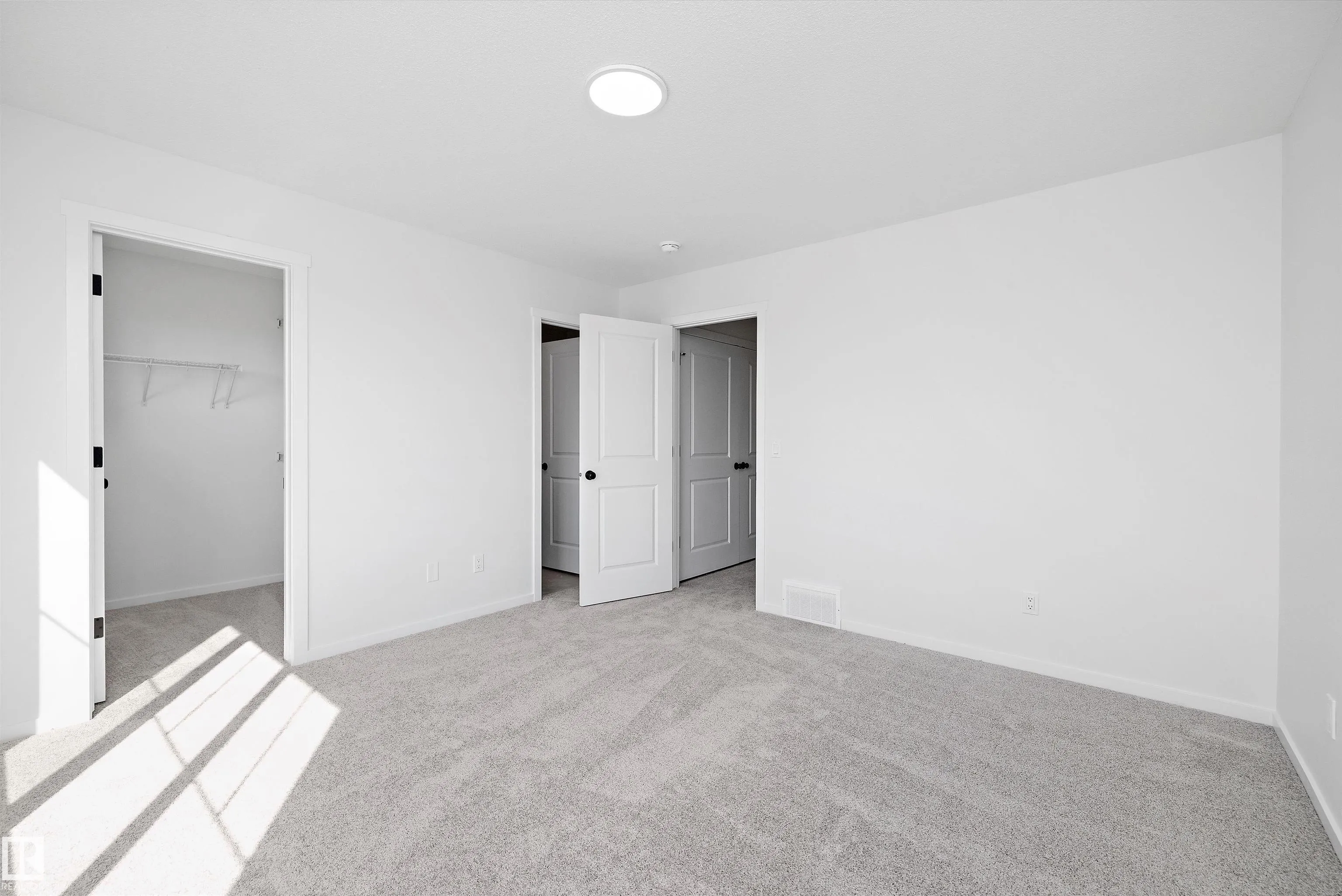 5458 Hawthorn Run