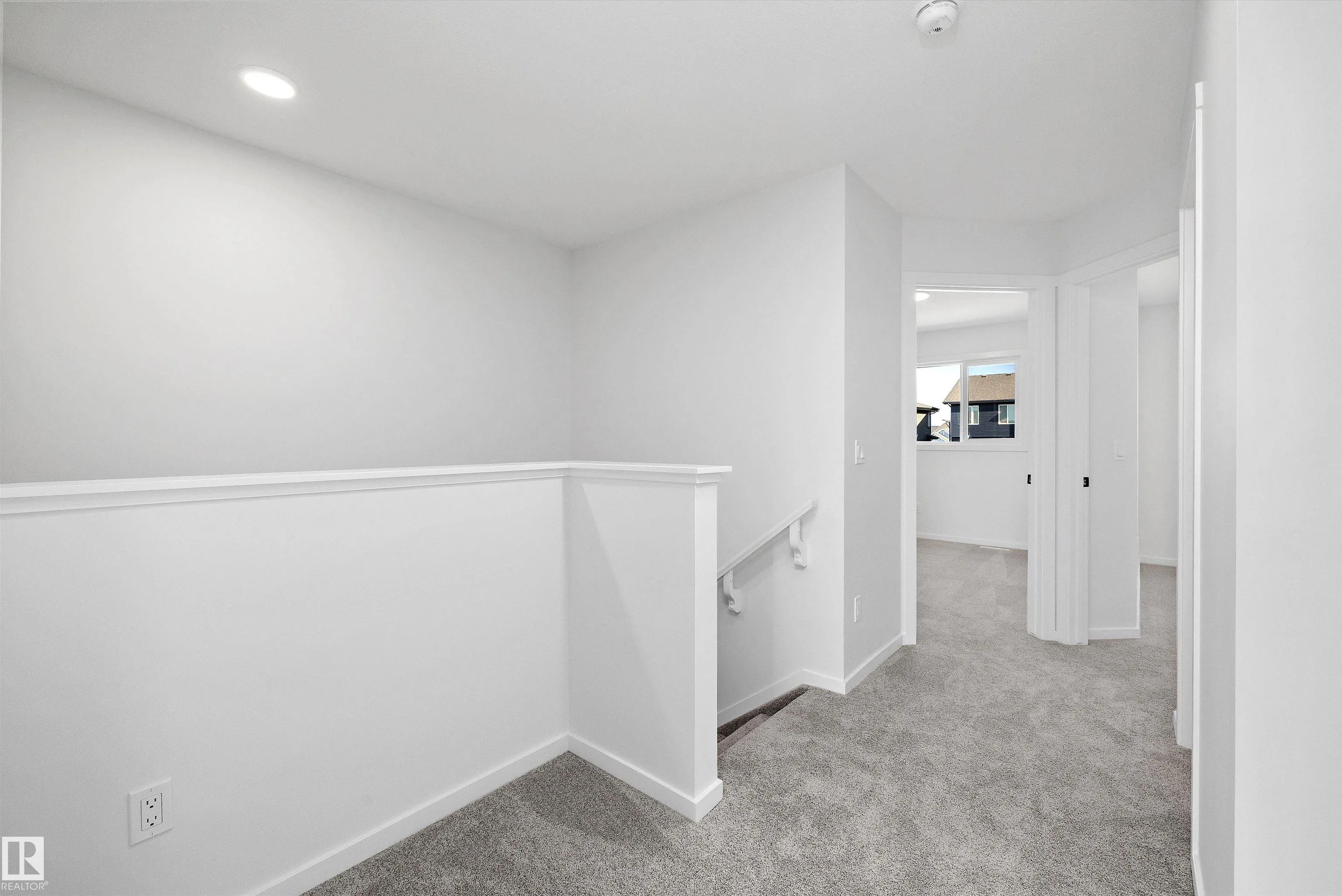 5458 Hawthorn Run