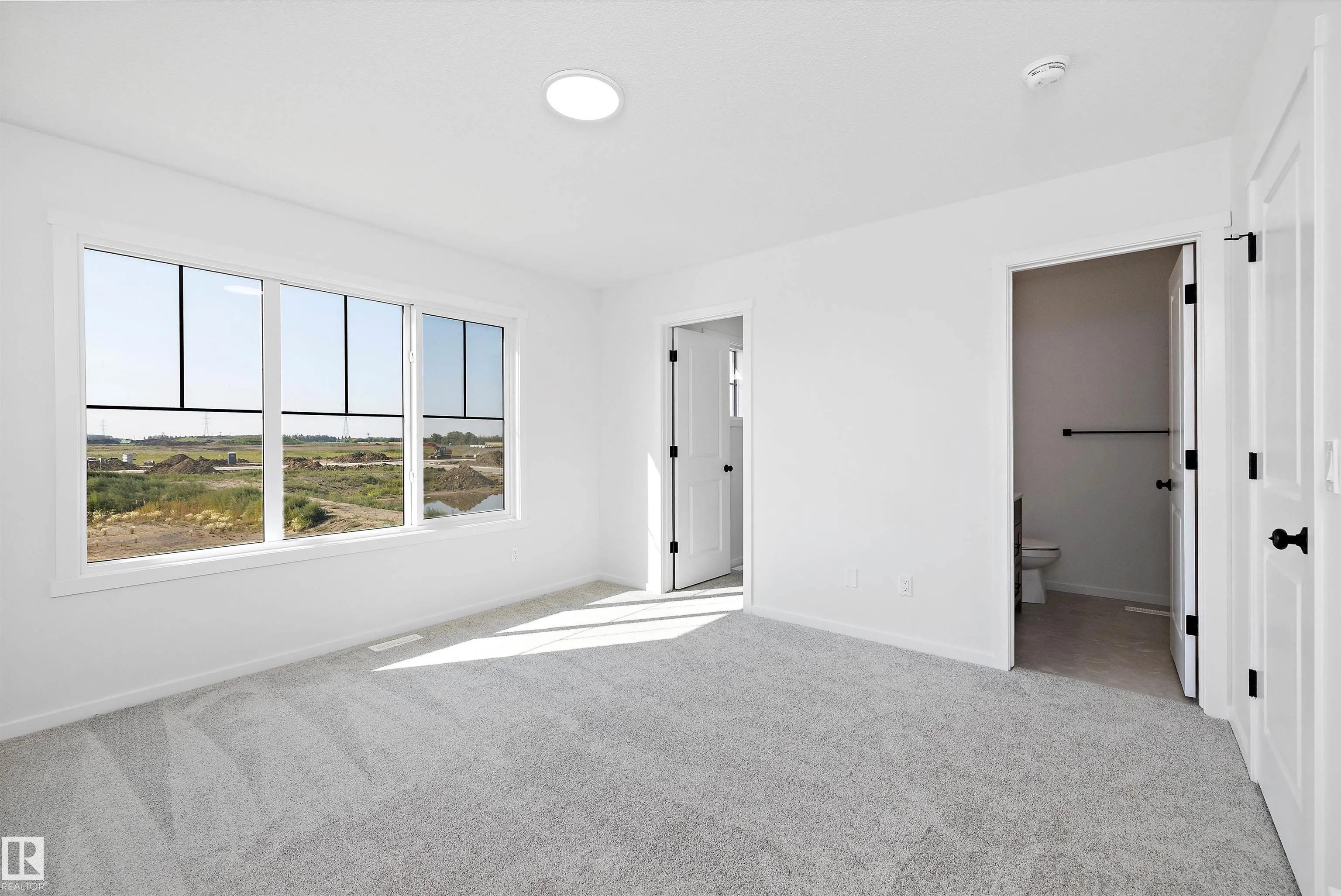 5458 Hawthorn Run