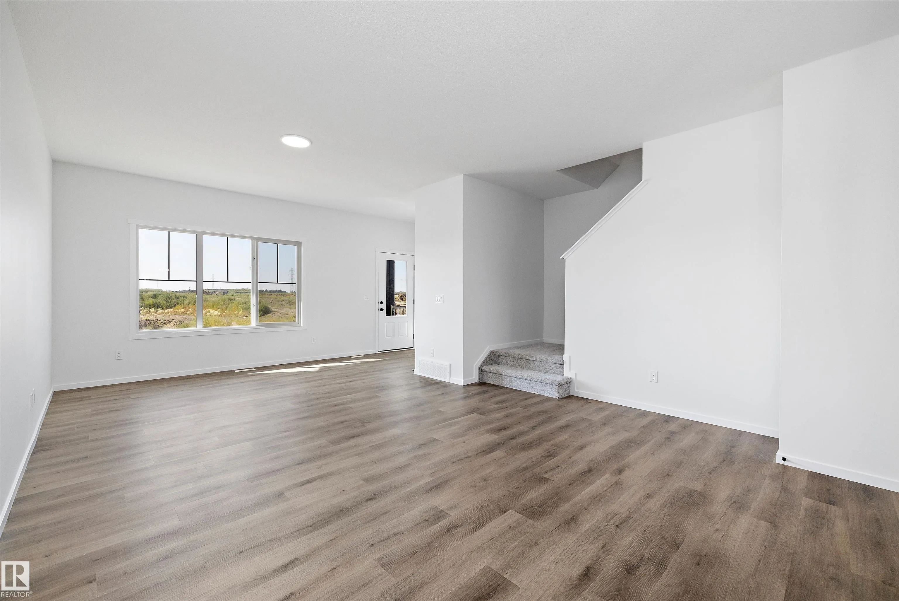 5458 Hawthorn Run