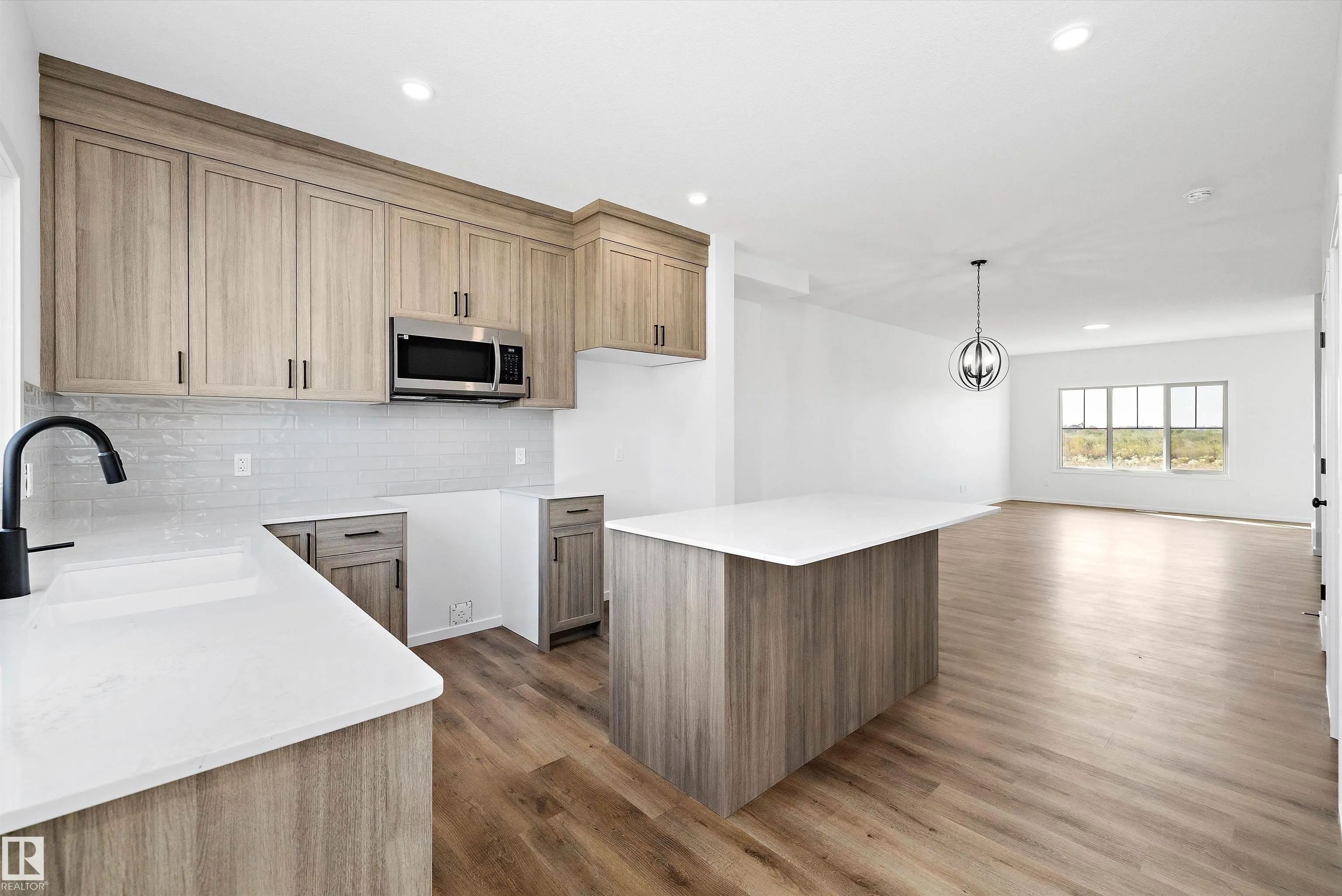 5458 Hawthorn Run