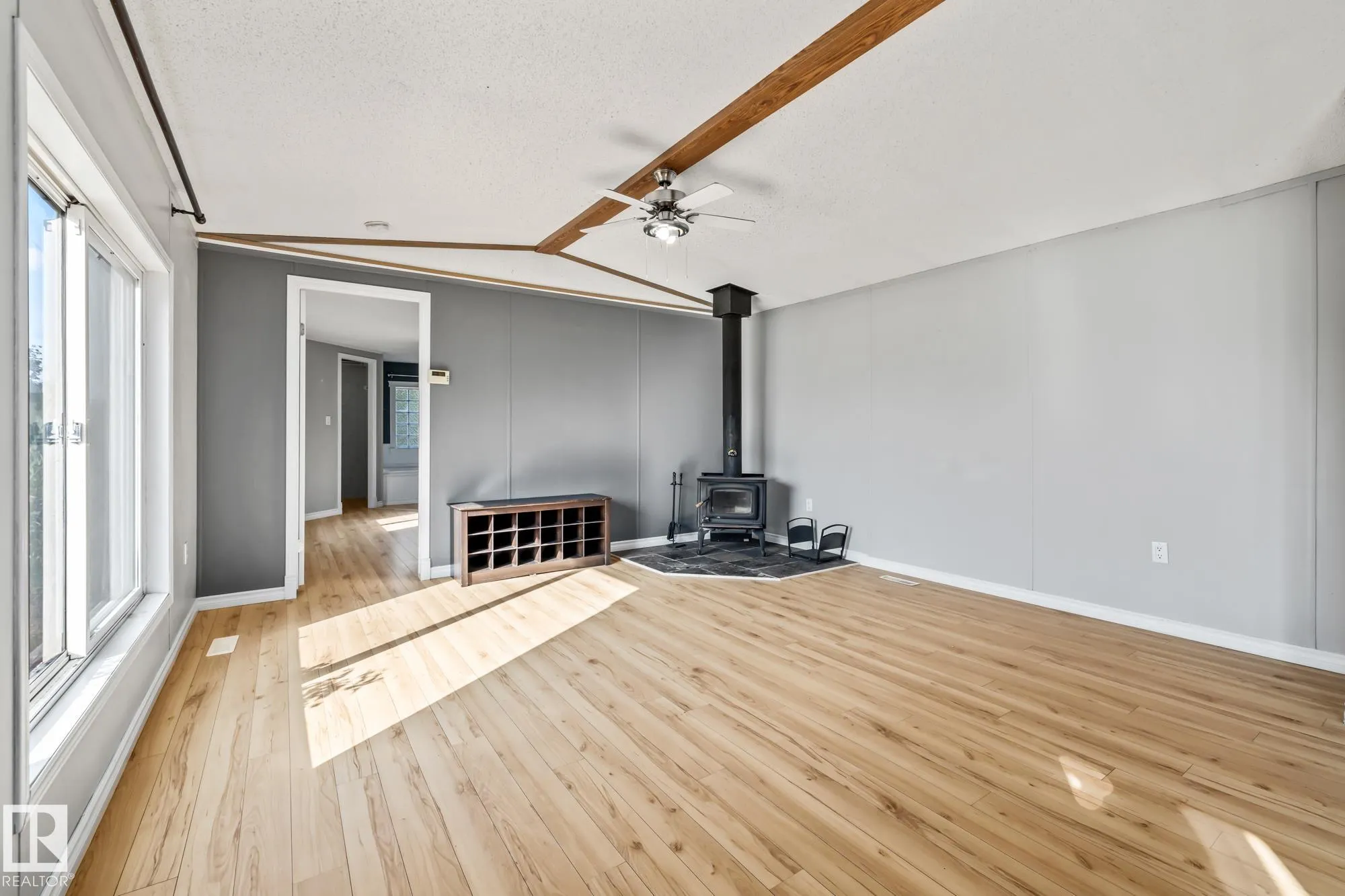 56430 RGE ROAD 263