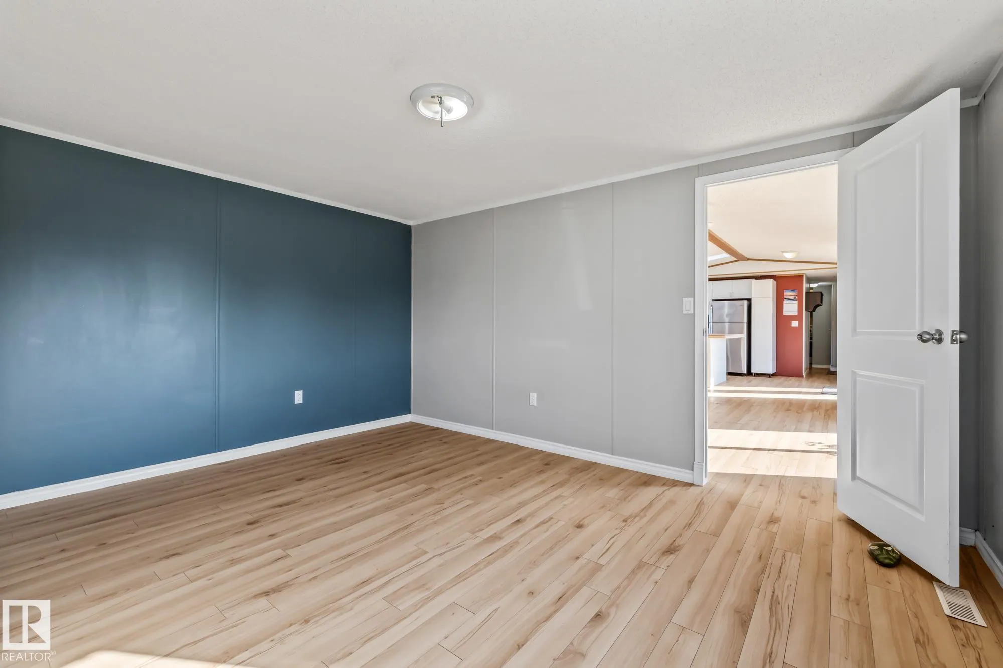56430 RGE ROAD 263