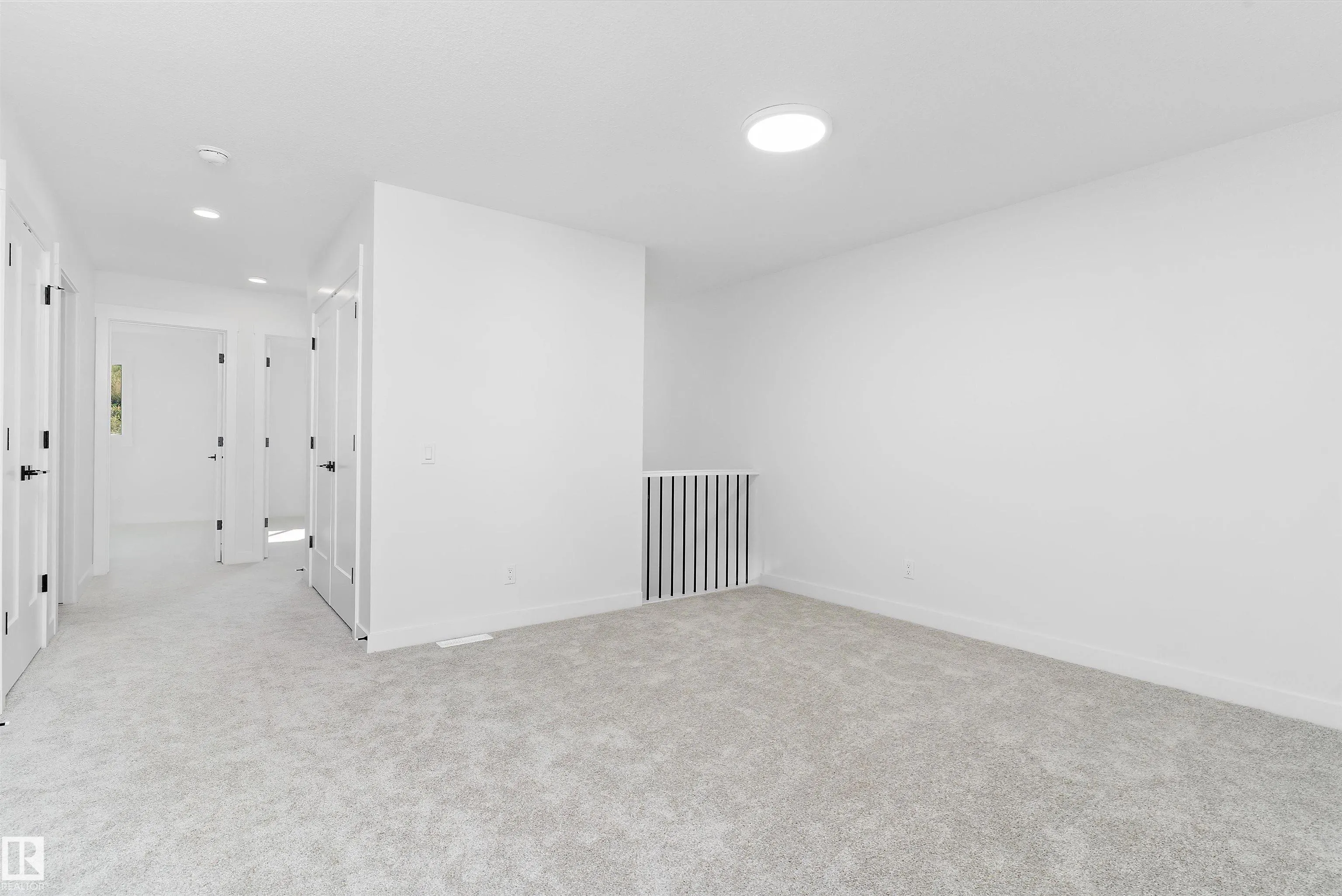4511 Warbler Loop NW
