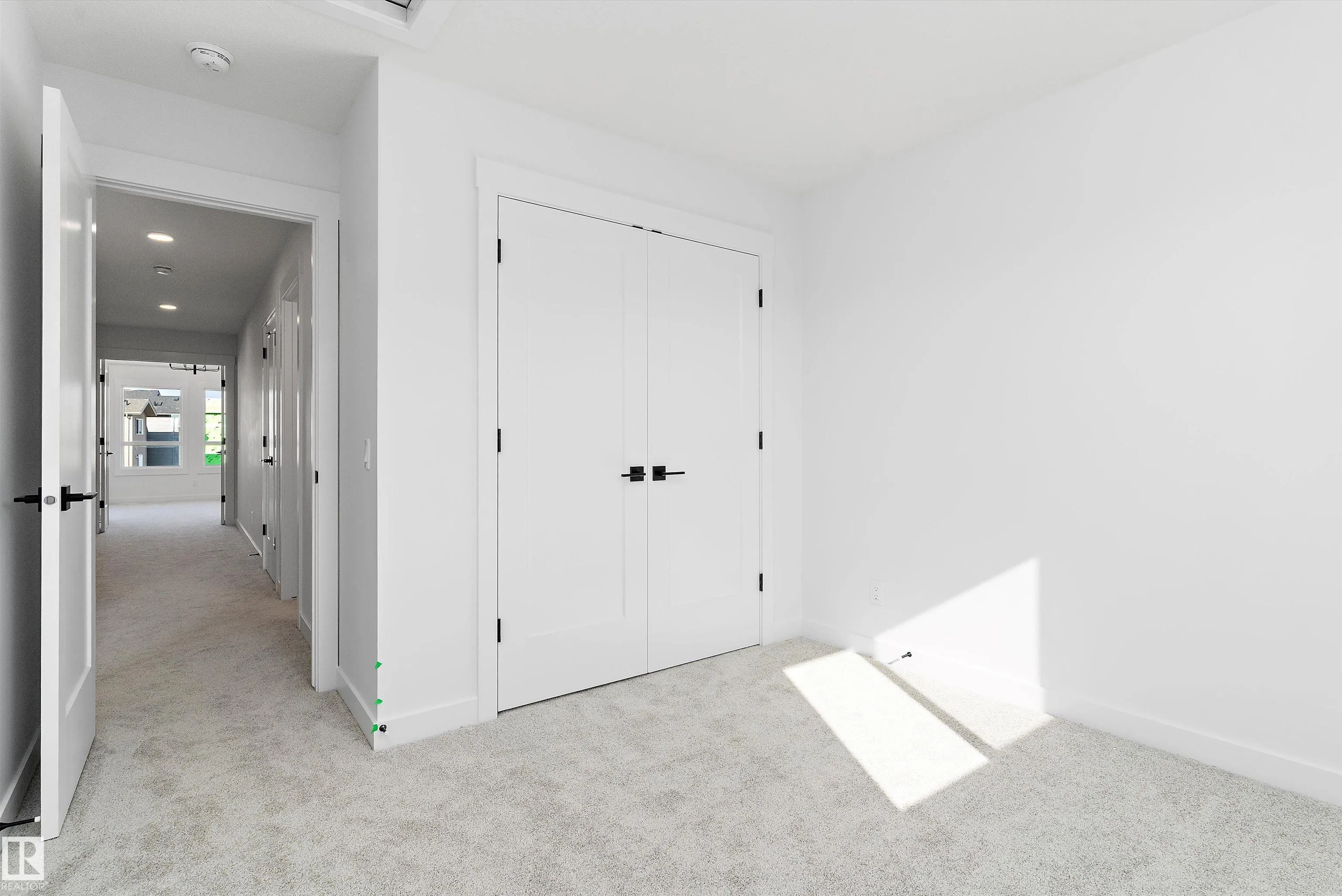 4511 Warbler Loop NW