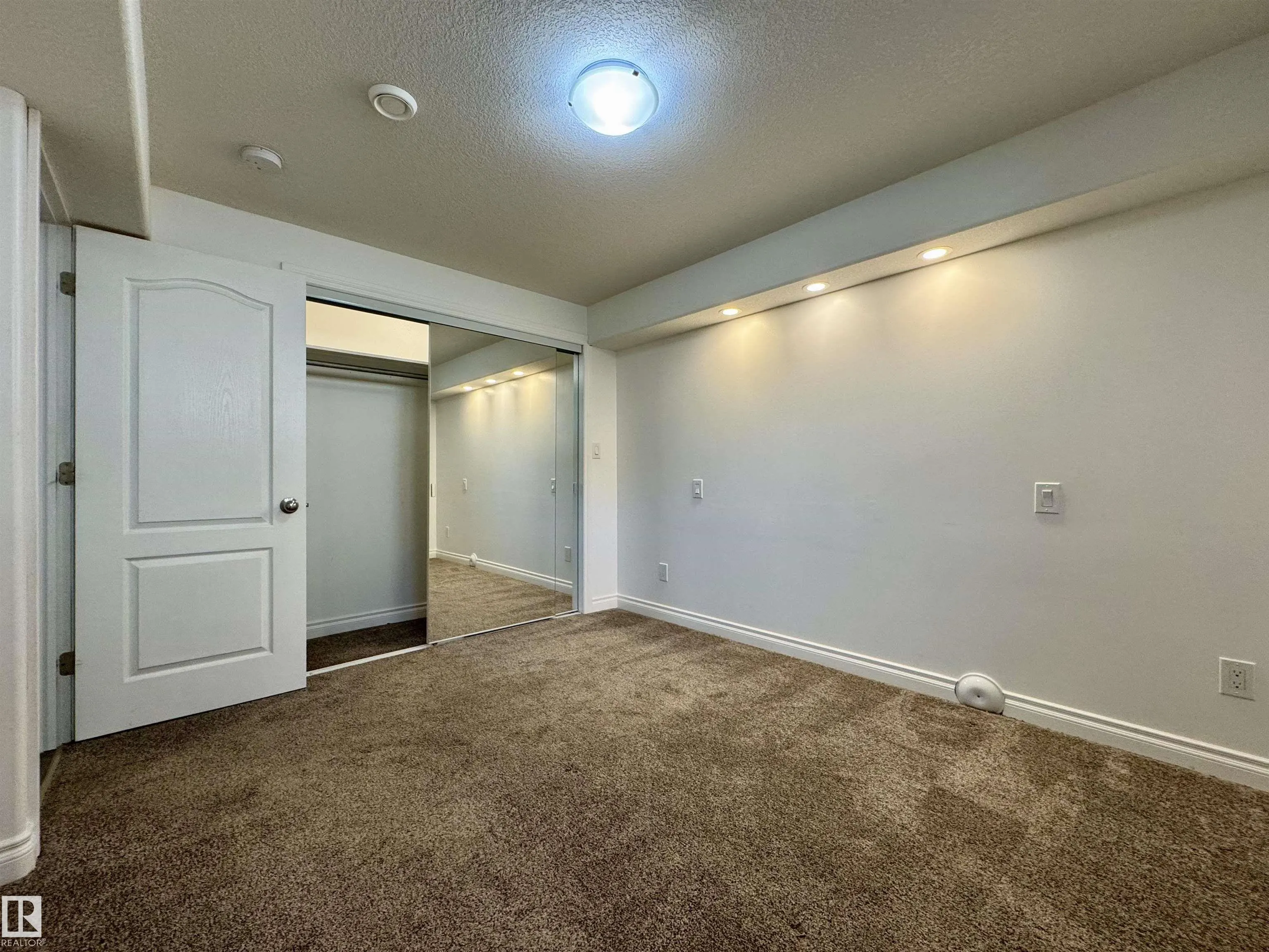 11306 89 Street