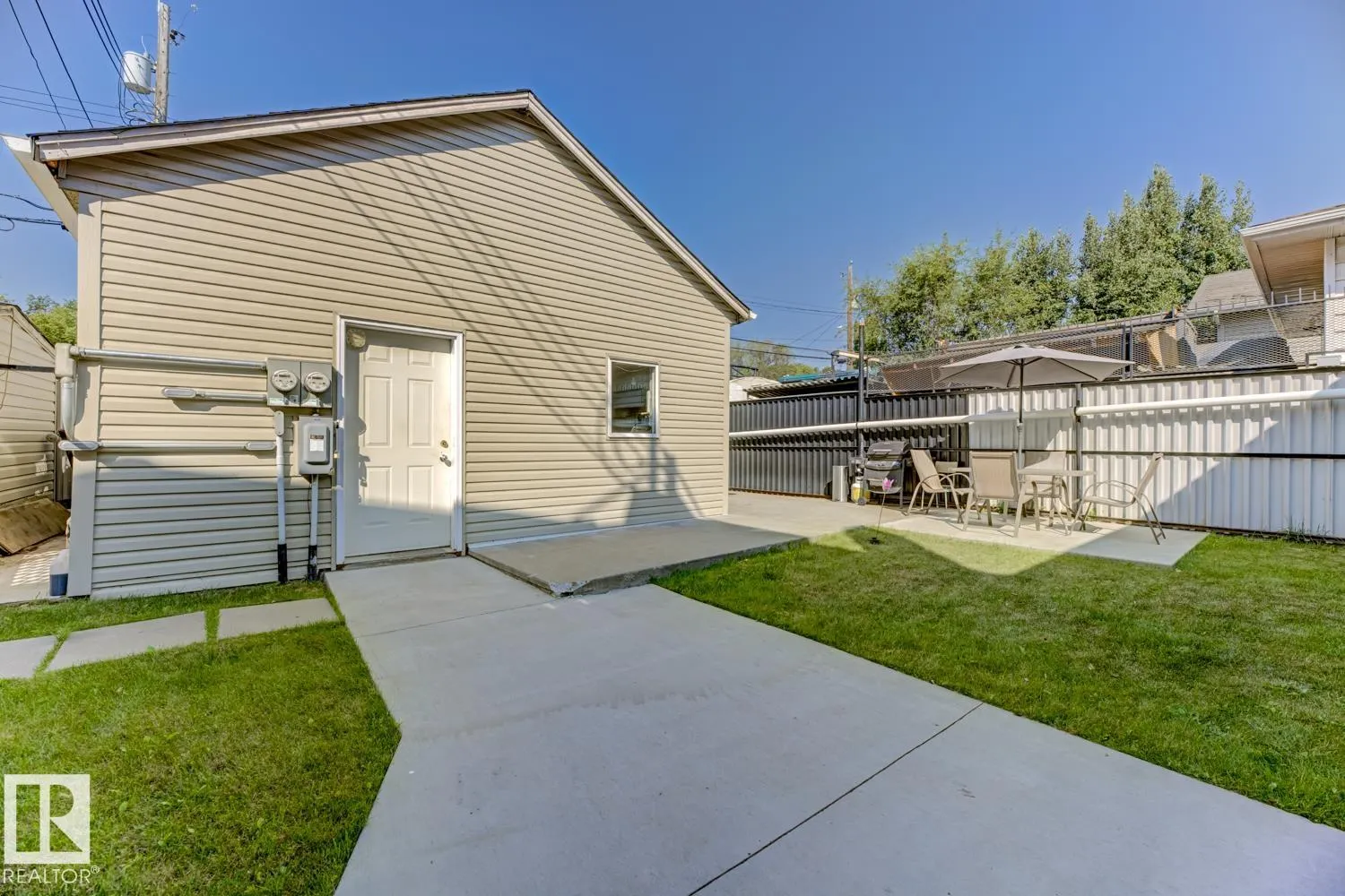 11306 89 Street