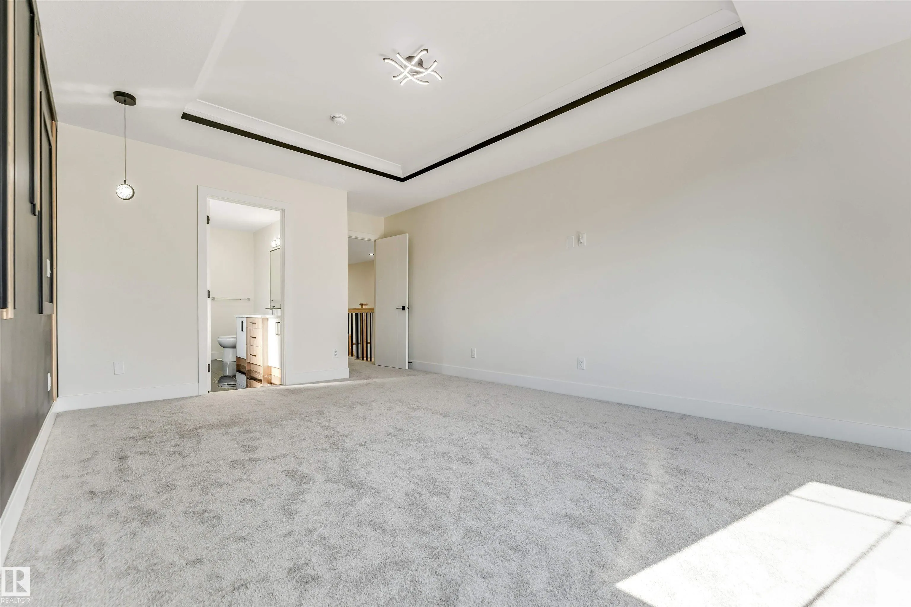 3239 PELERIN Crescent