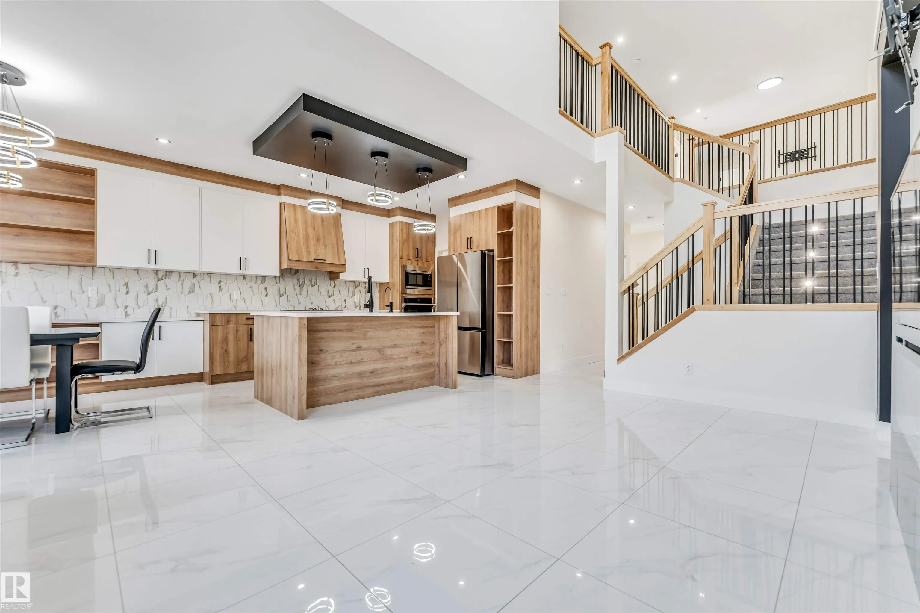 3239 PELERIN Crescent