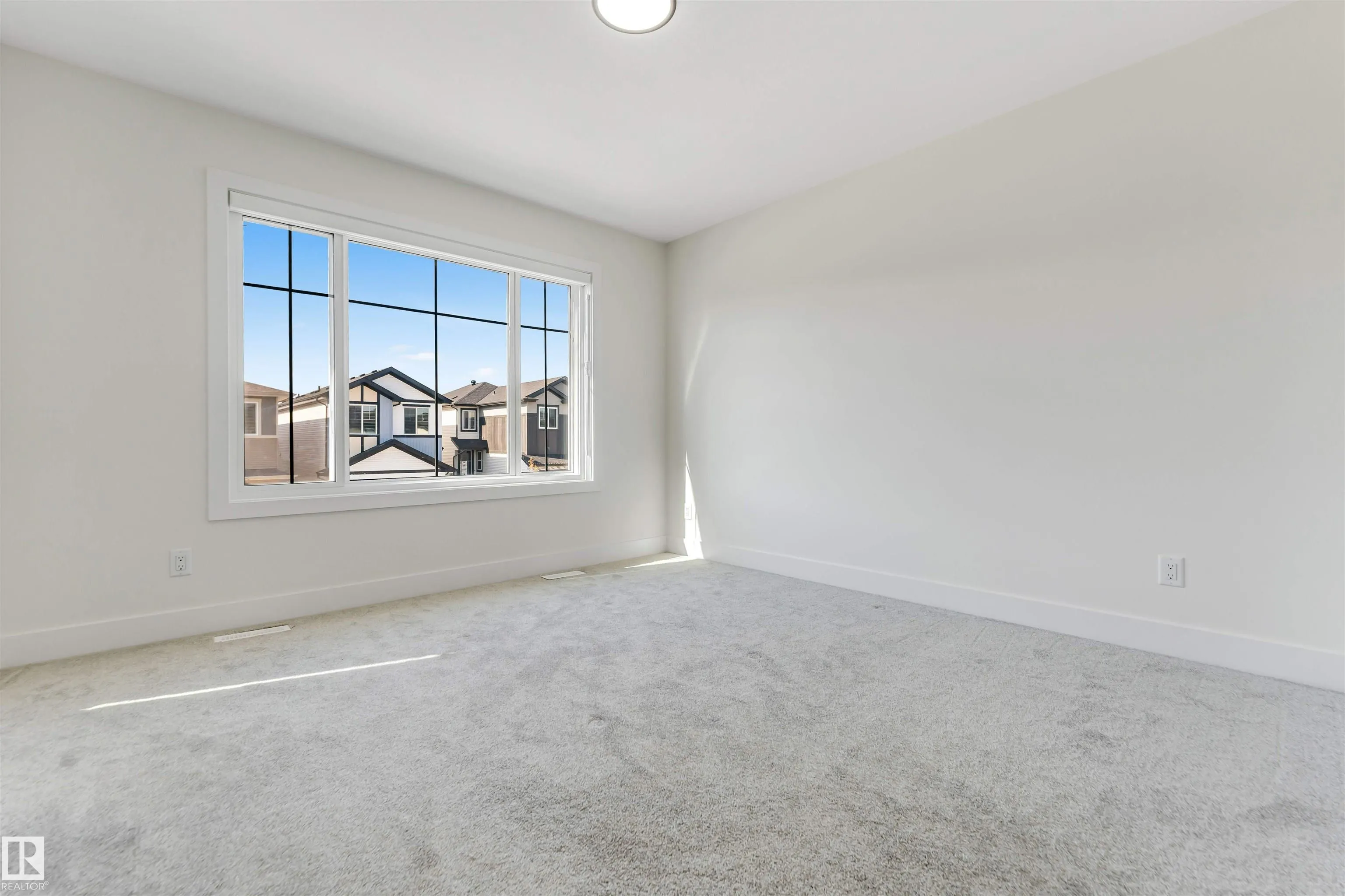 3239 PELERIN Crescent
