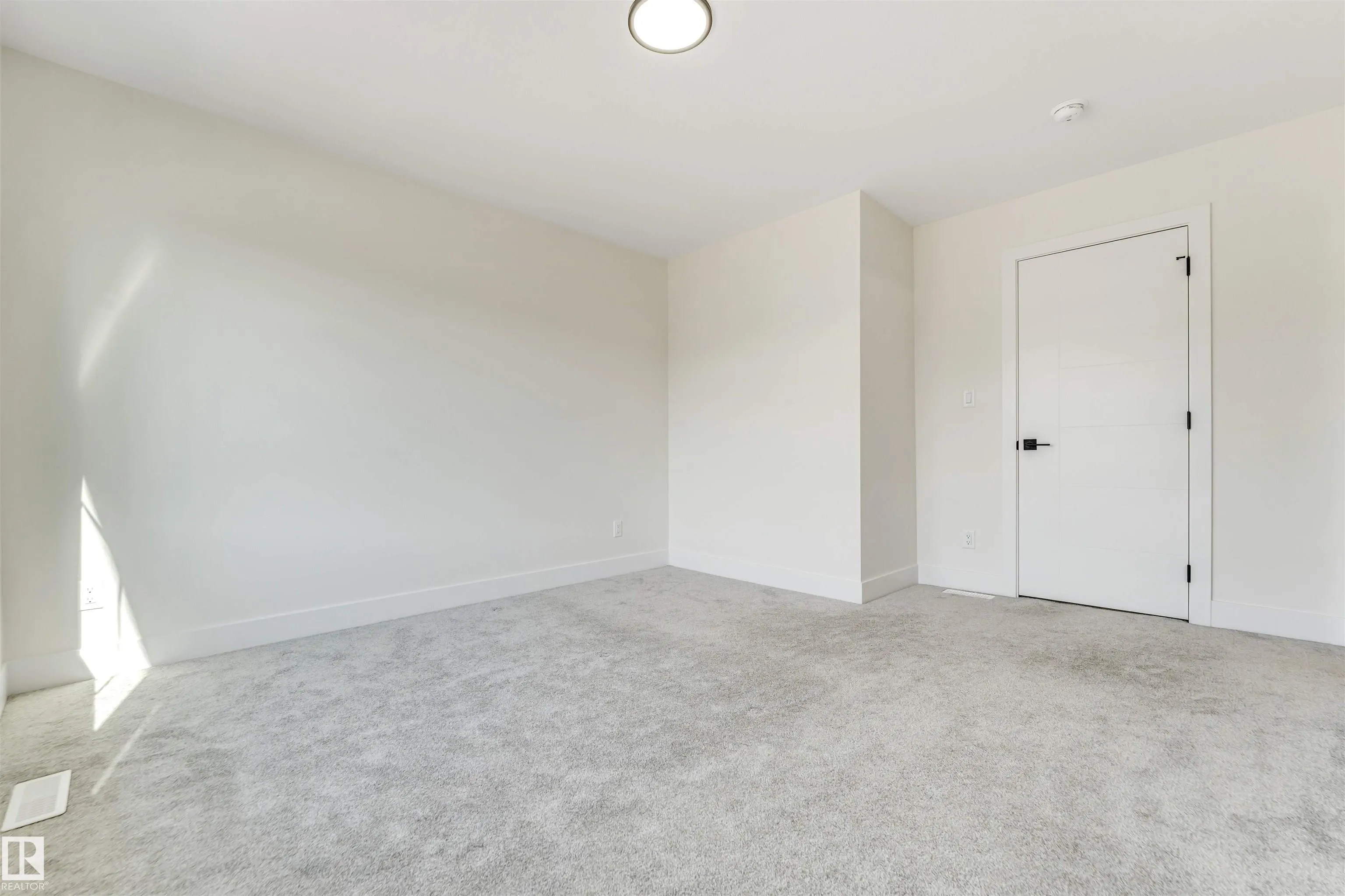 3239 PELERIN Crescent