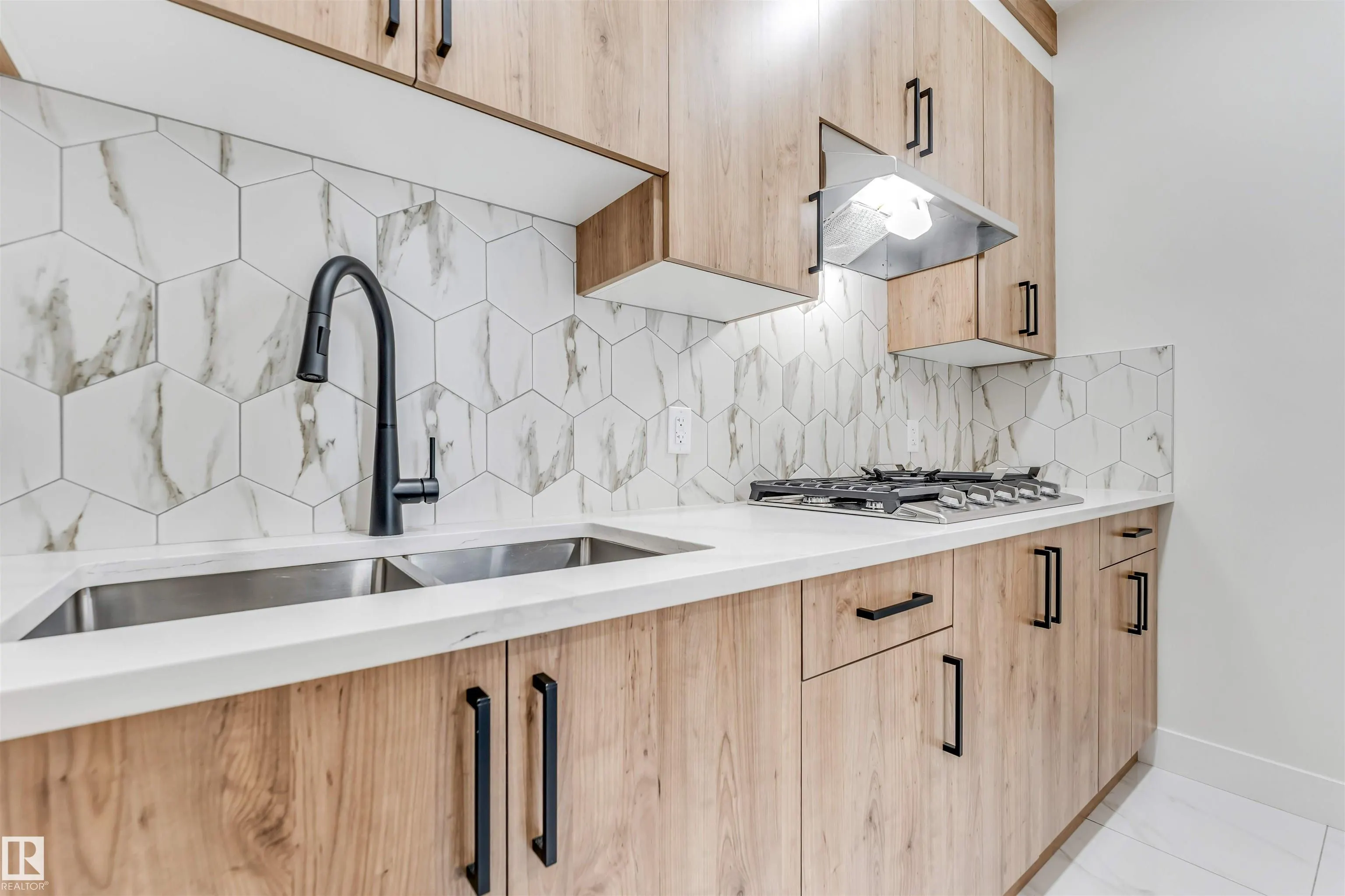3239 PELERIN Crescent