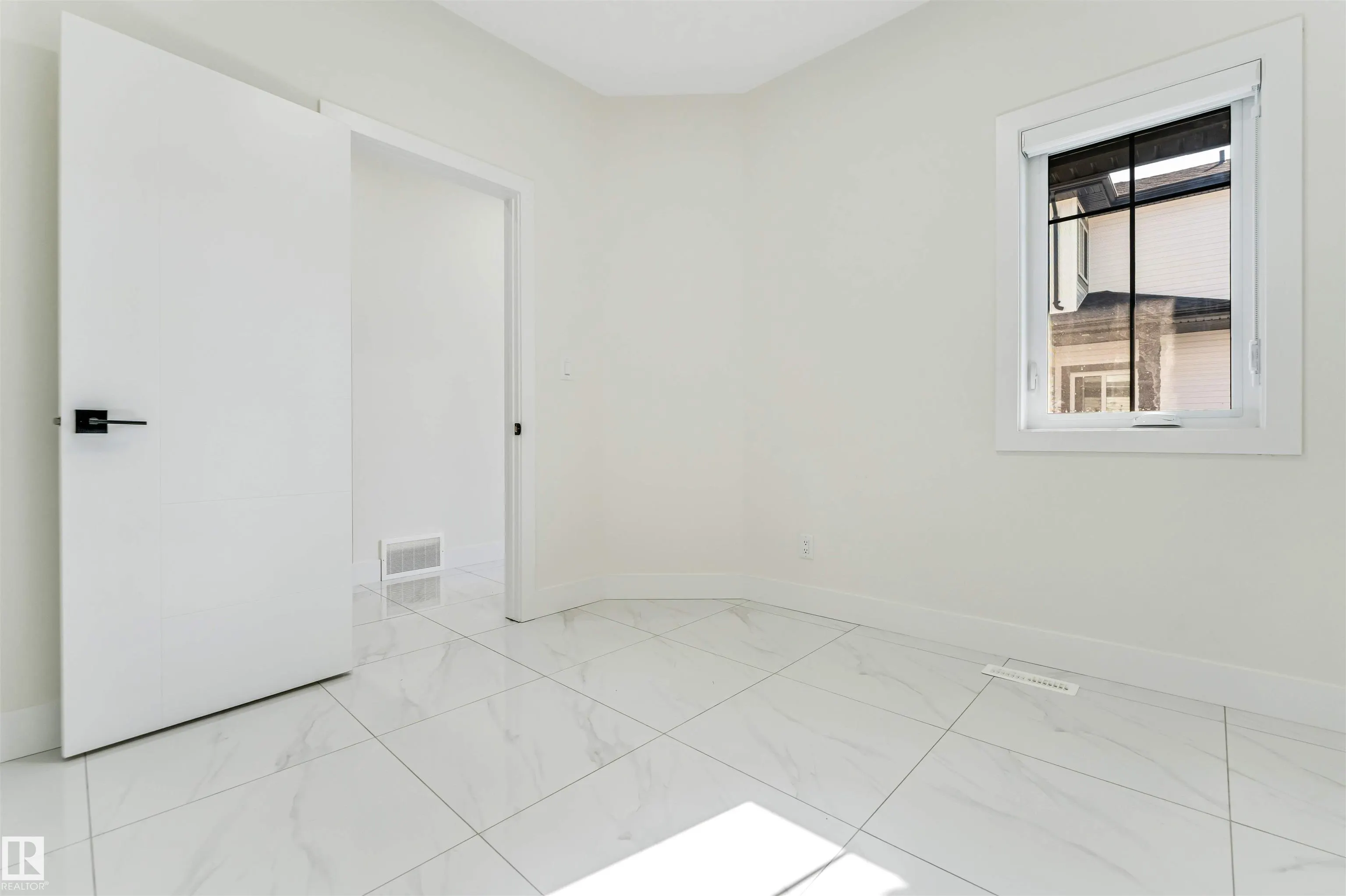 3239 PELERIN Crescent