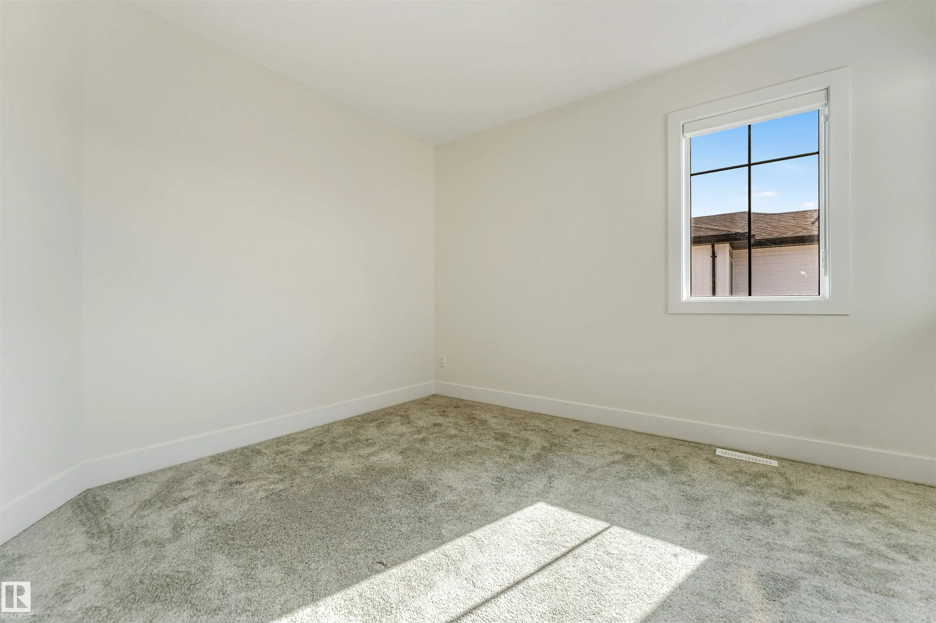 3239 PELERIN Crescent