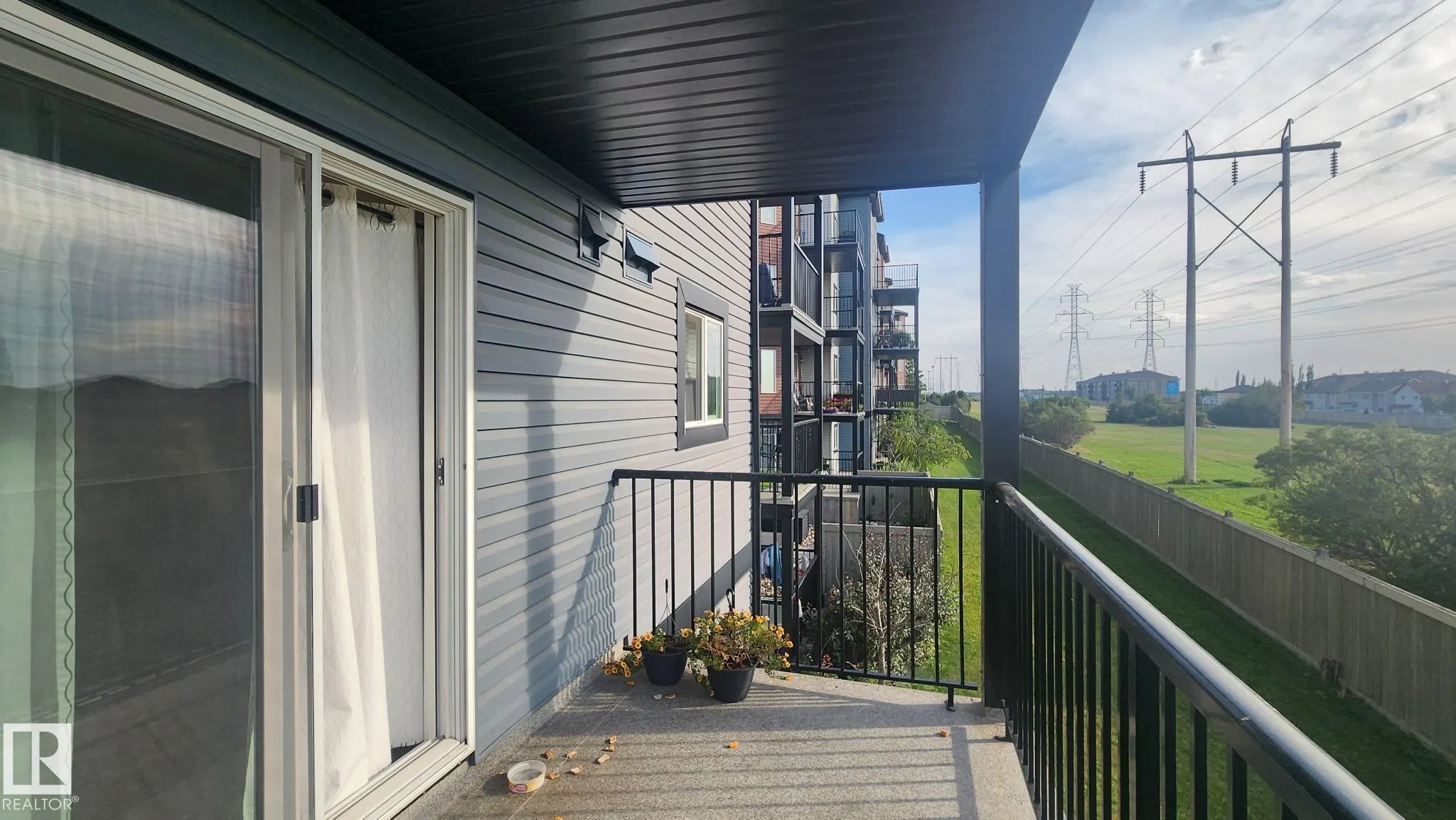 400 SILVER BERRY Road