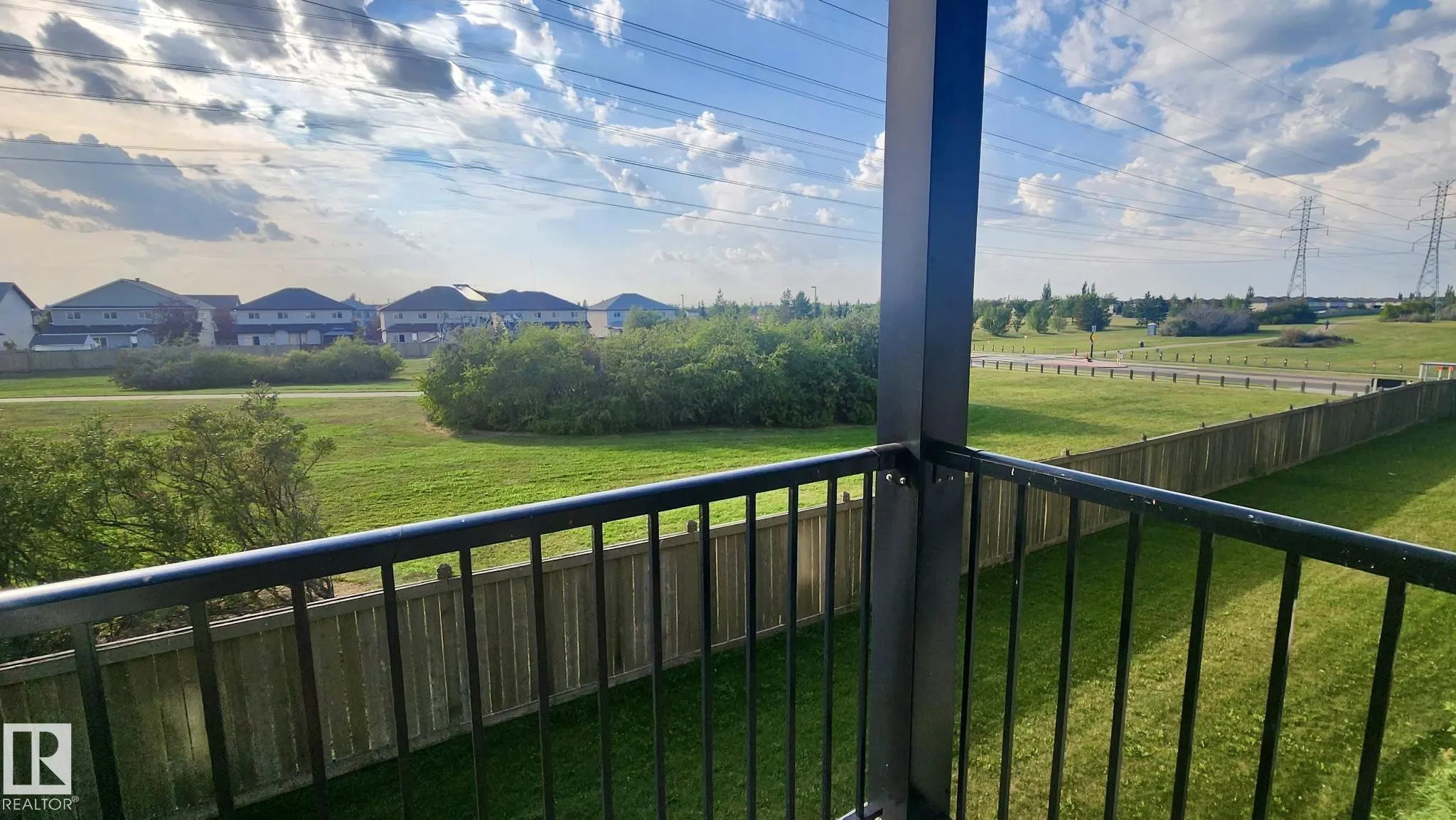 400 SILVER BERRY Road