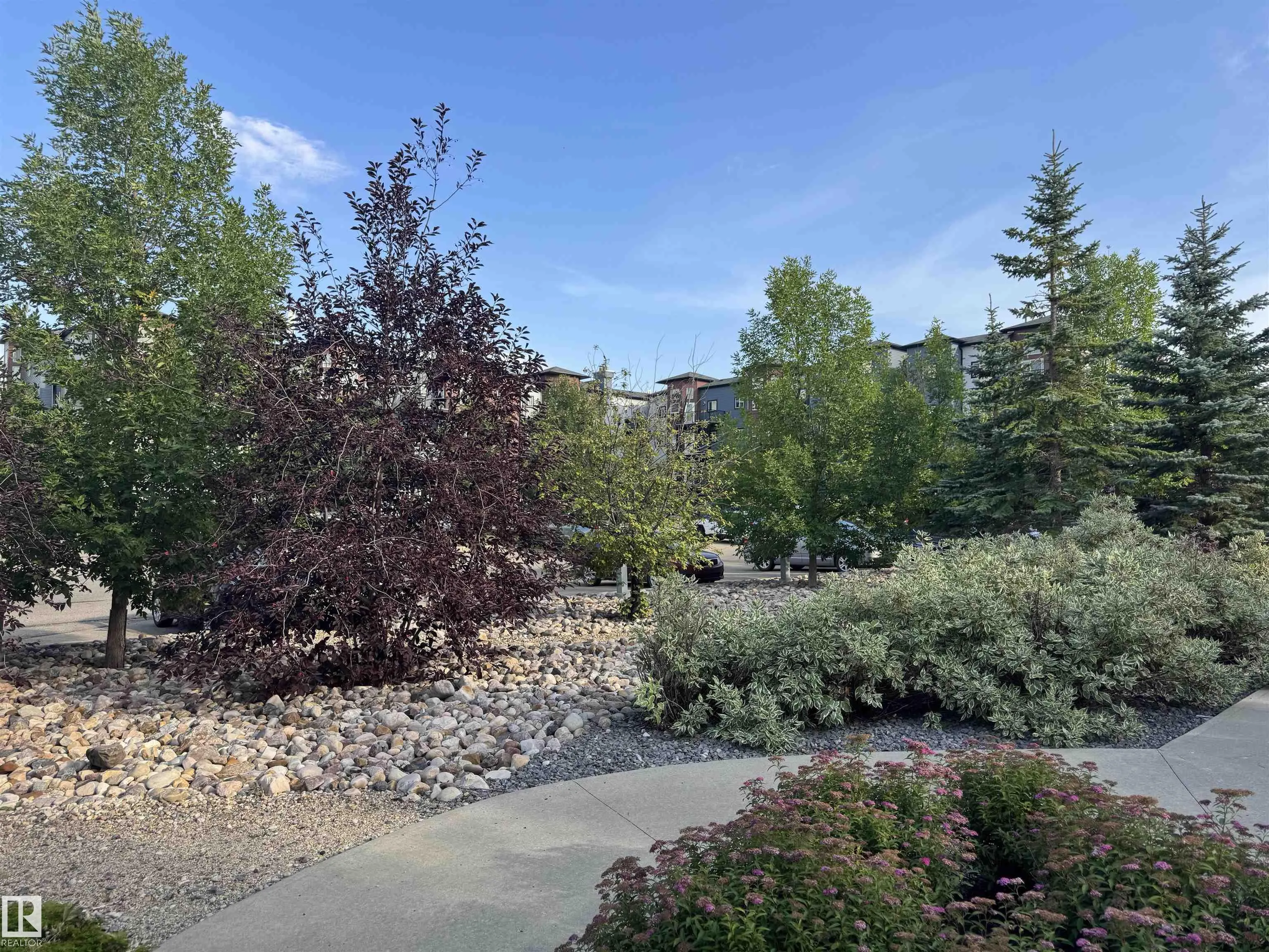 400 SILVER BERRY Road