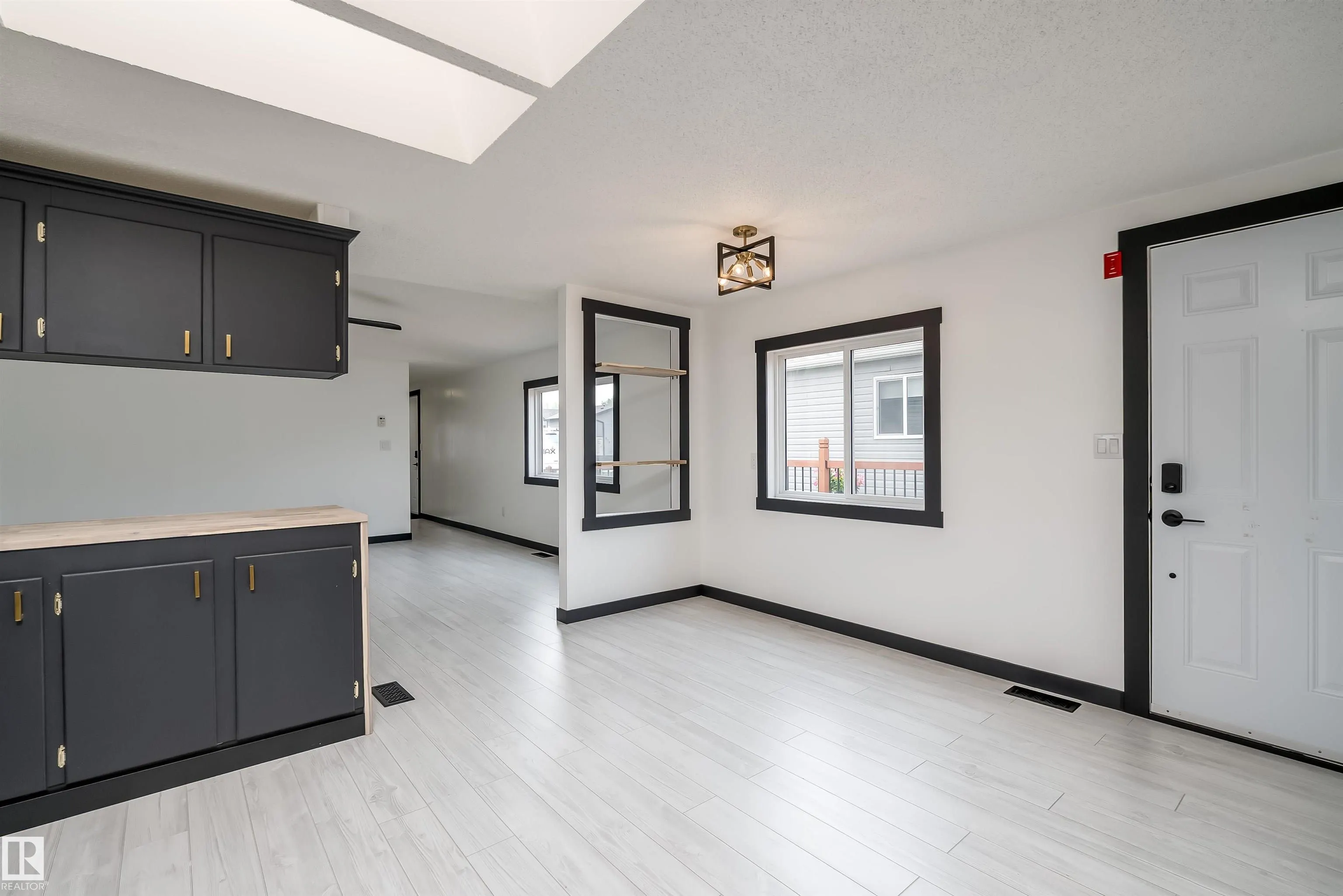 53222 RGE RD 272