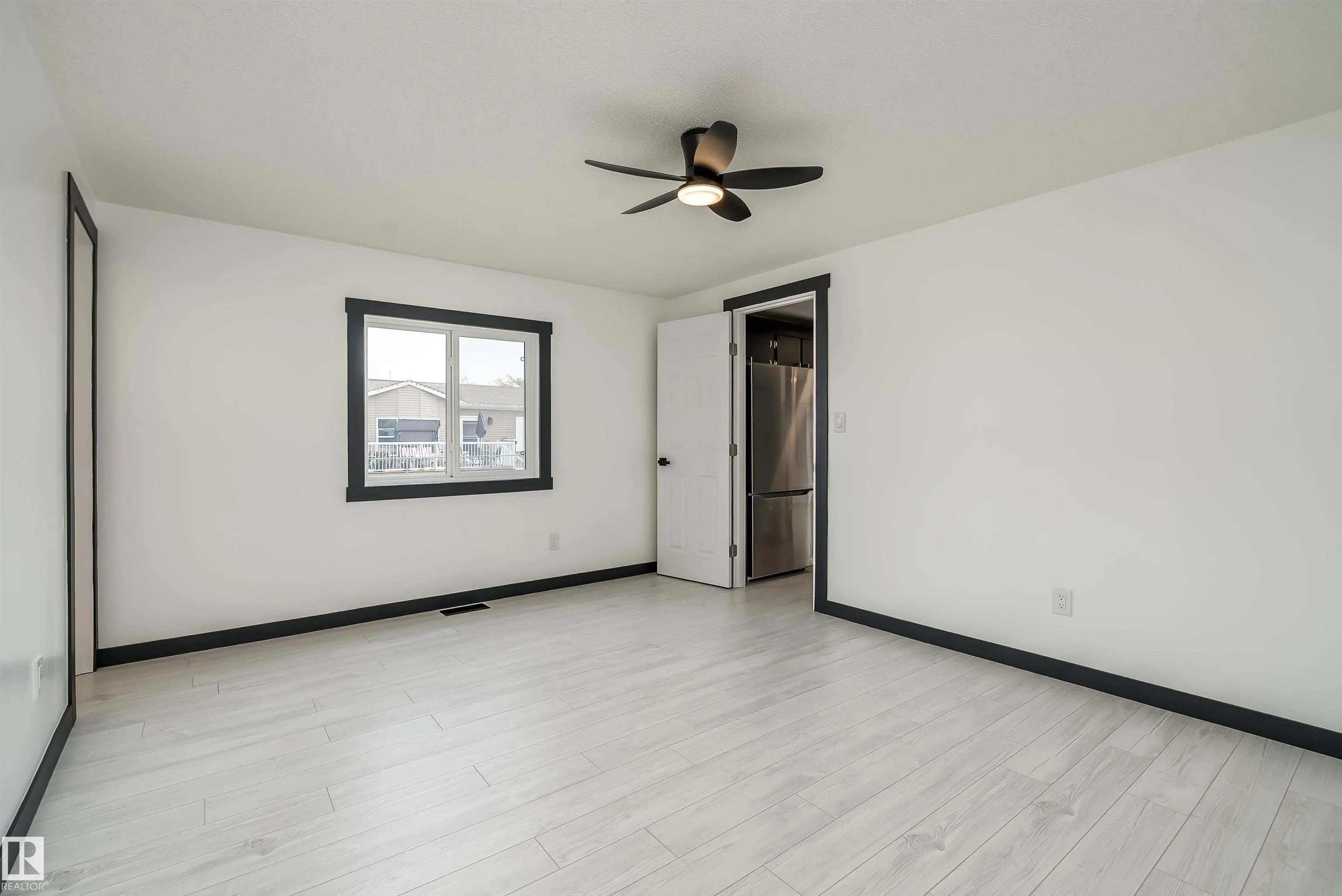 53222 RGE RD 272