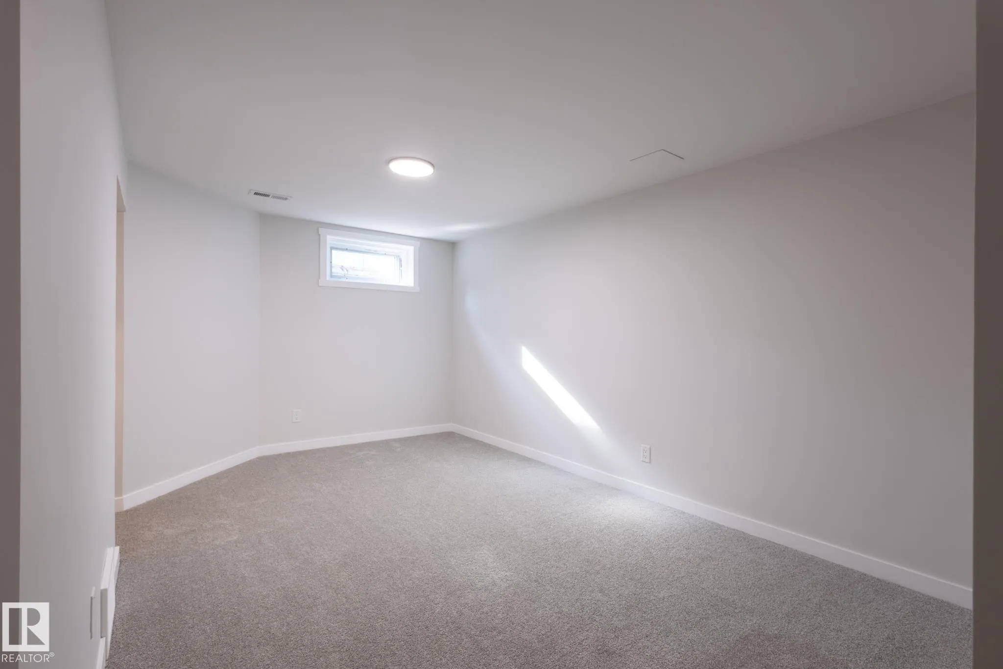 62 AMBERLY Court