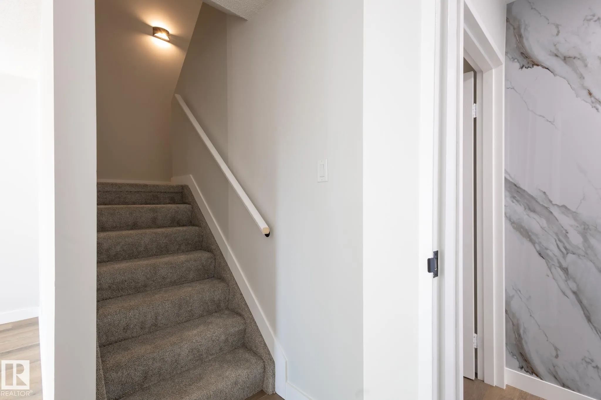 62 AMBERLY Court