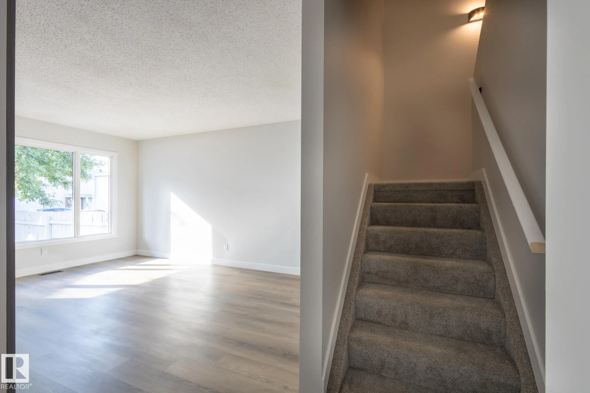 62 AMBERLY Court