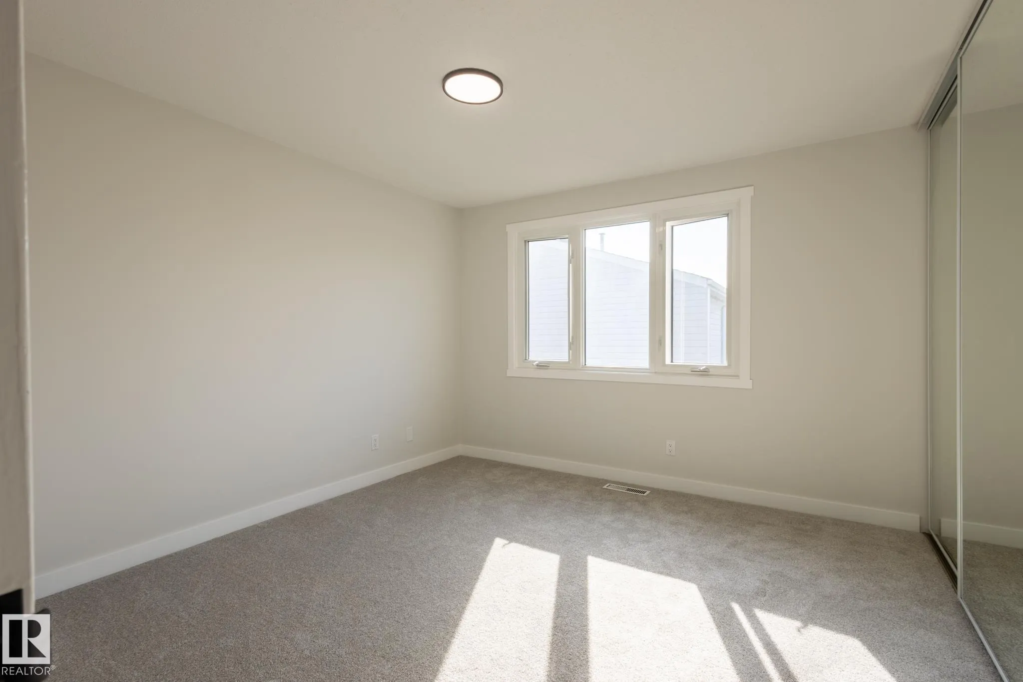 62 AMBERLY Court