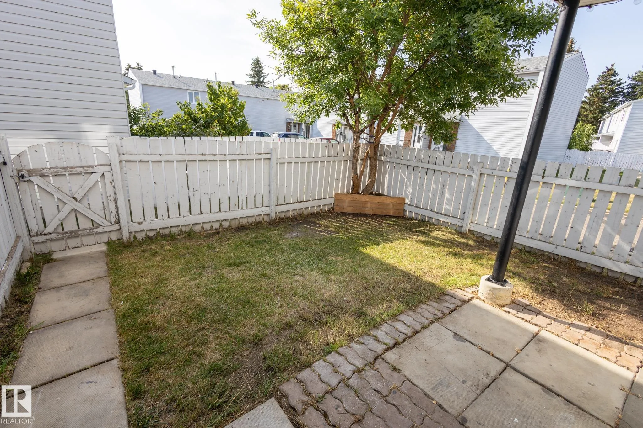 62 AMBERLY Court