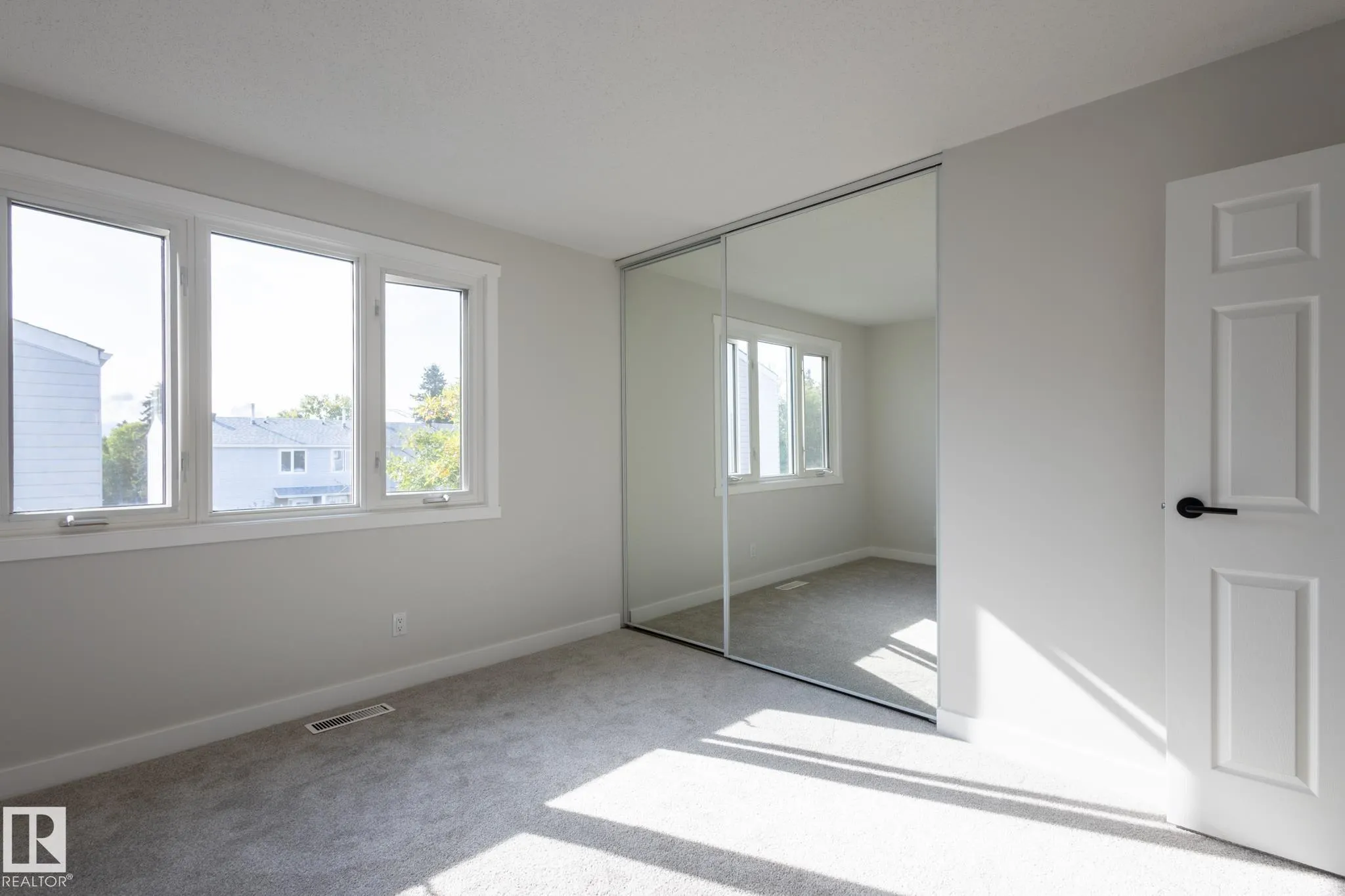 62 AMBERLY Court