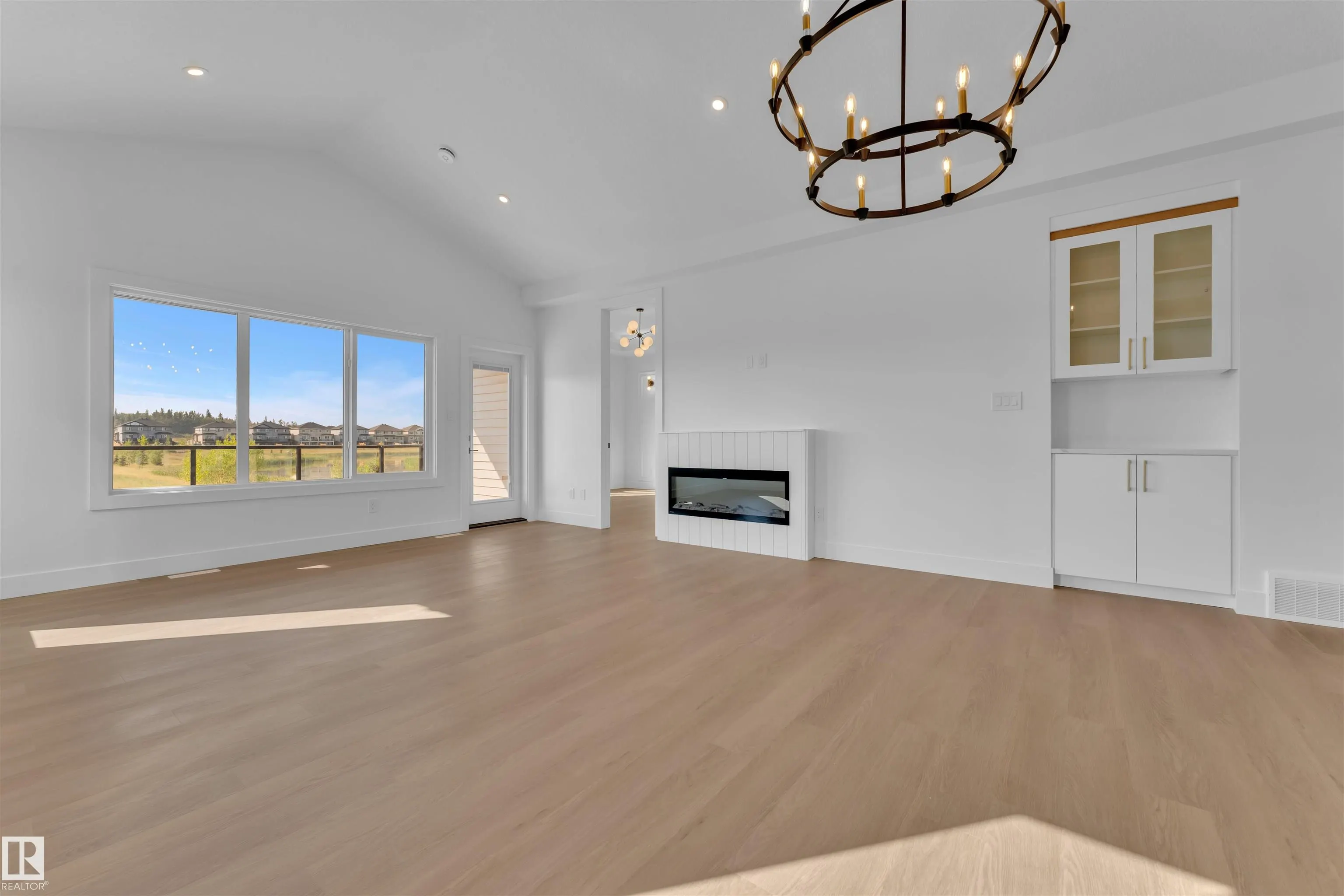 164 Caledon Crescent