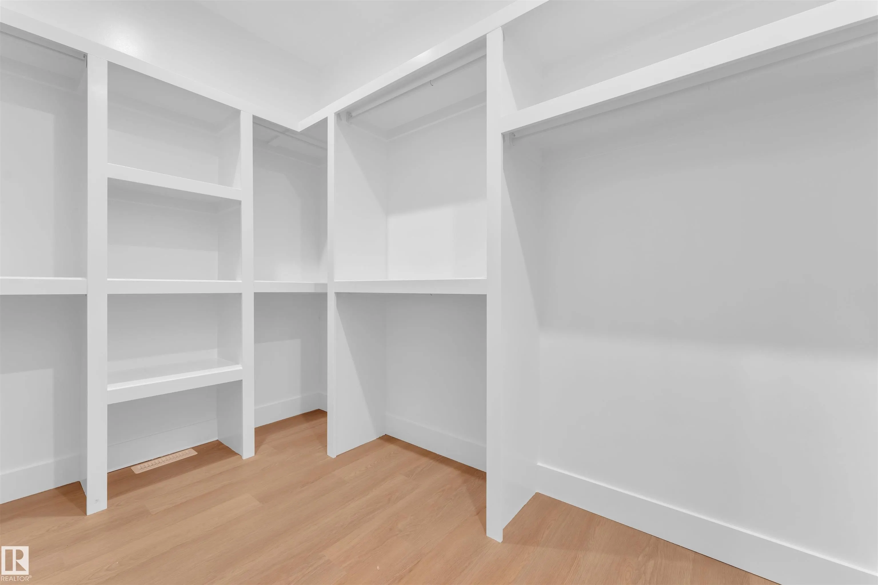 164 Caledon Crescent