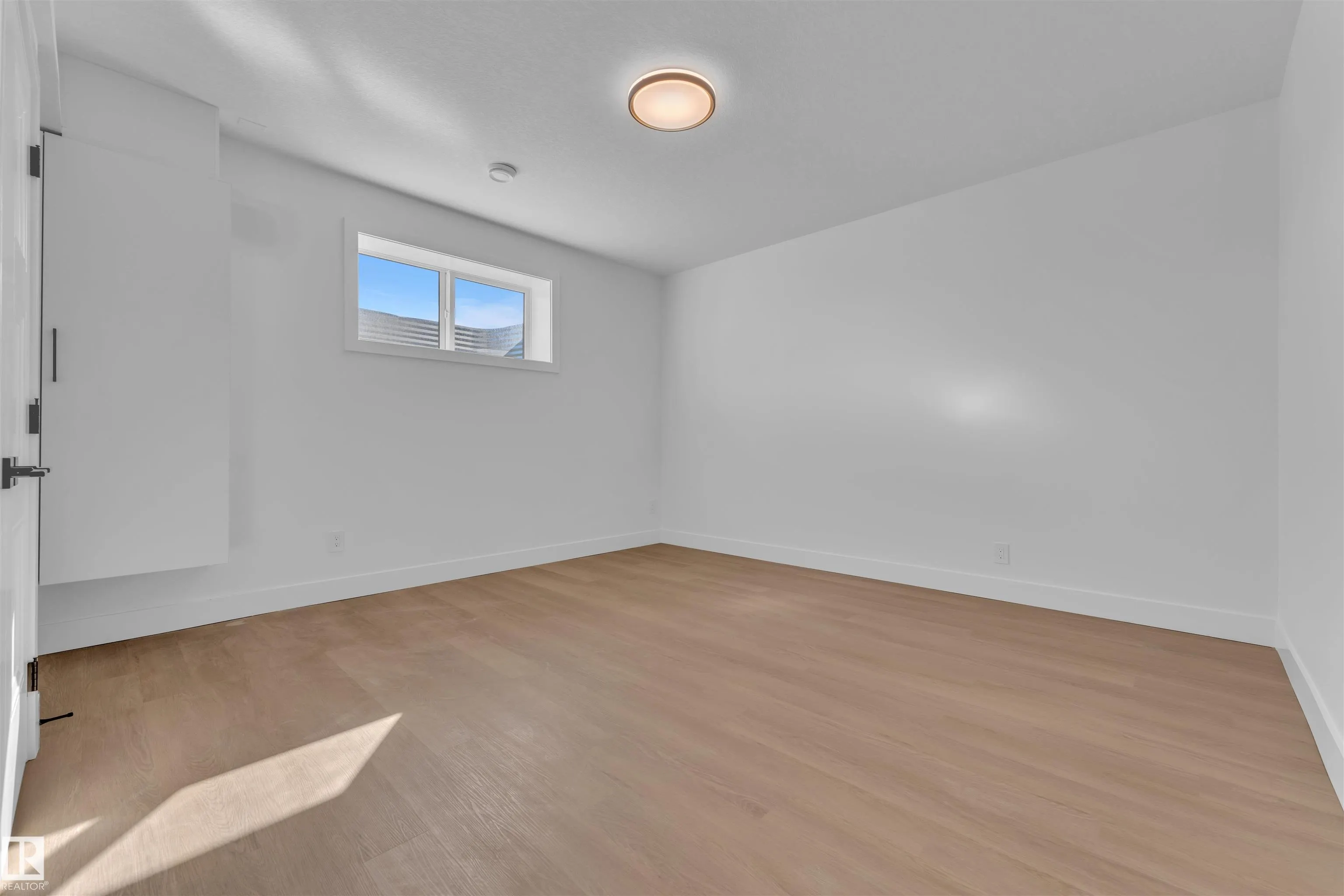 164 Caledon Crescent