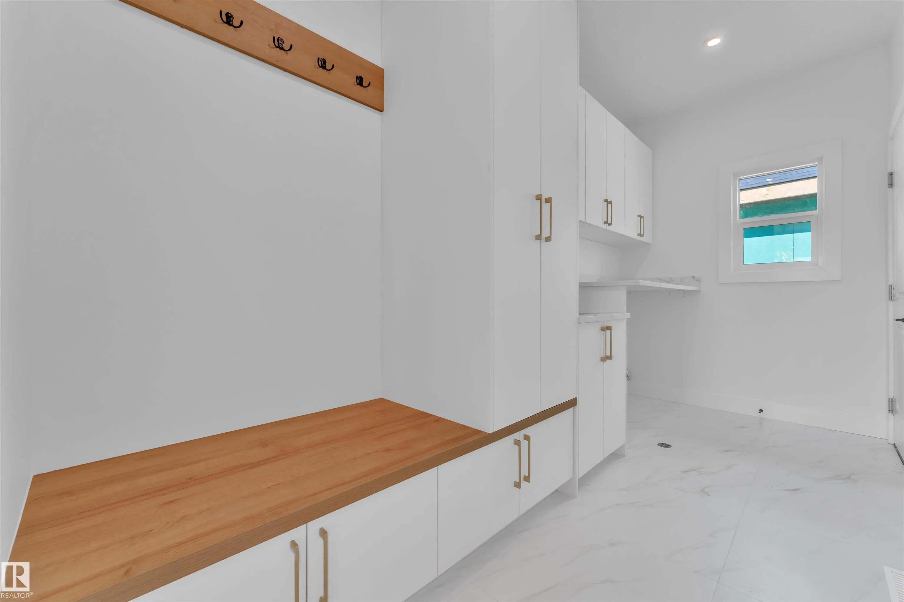 164 Caledon Crescent