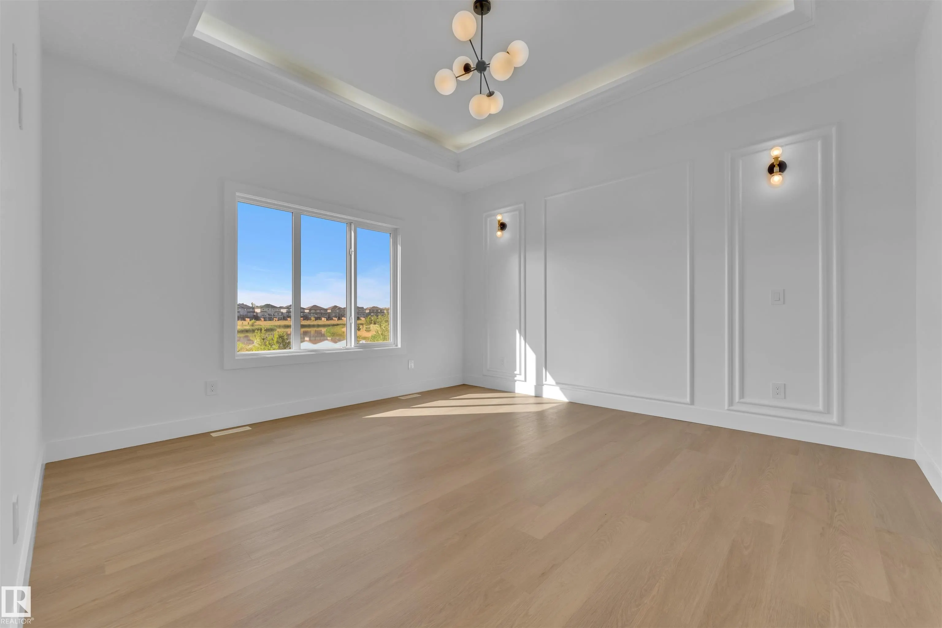 164 Caledon Crescent