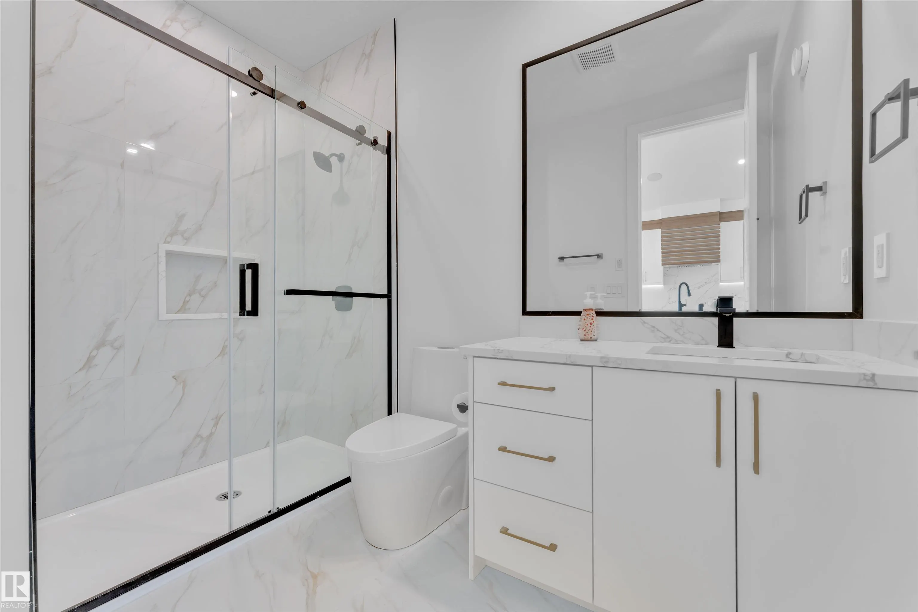 164 Caledon Crescent