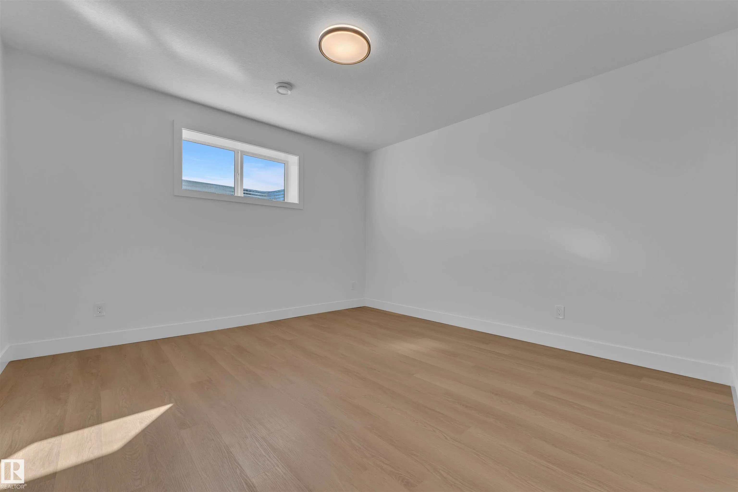 164 Caledon Crescent