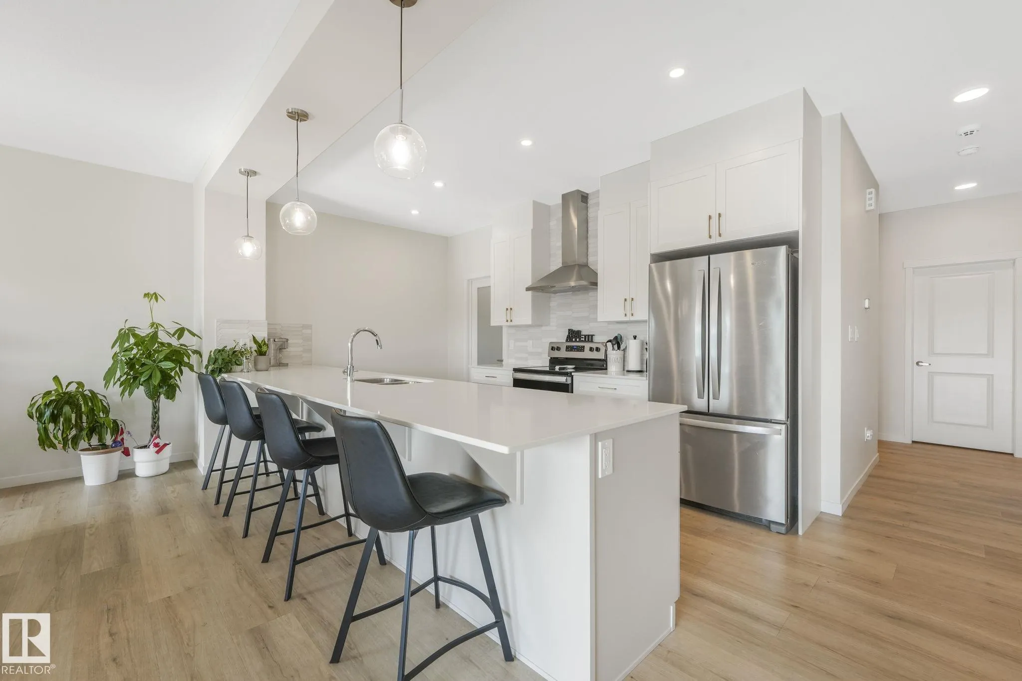 23 NETTLE Crescent