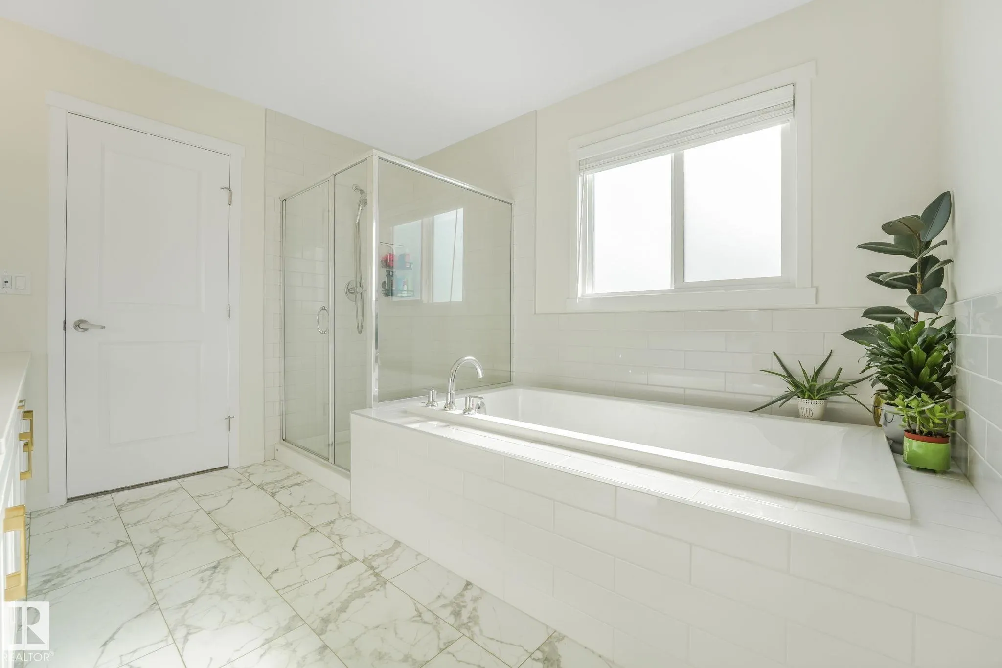 23 NETTLE Crescent
