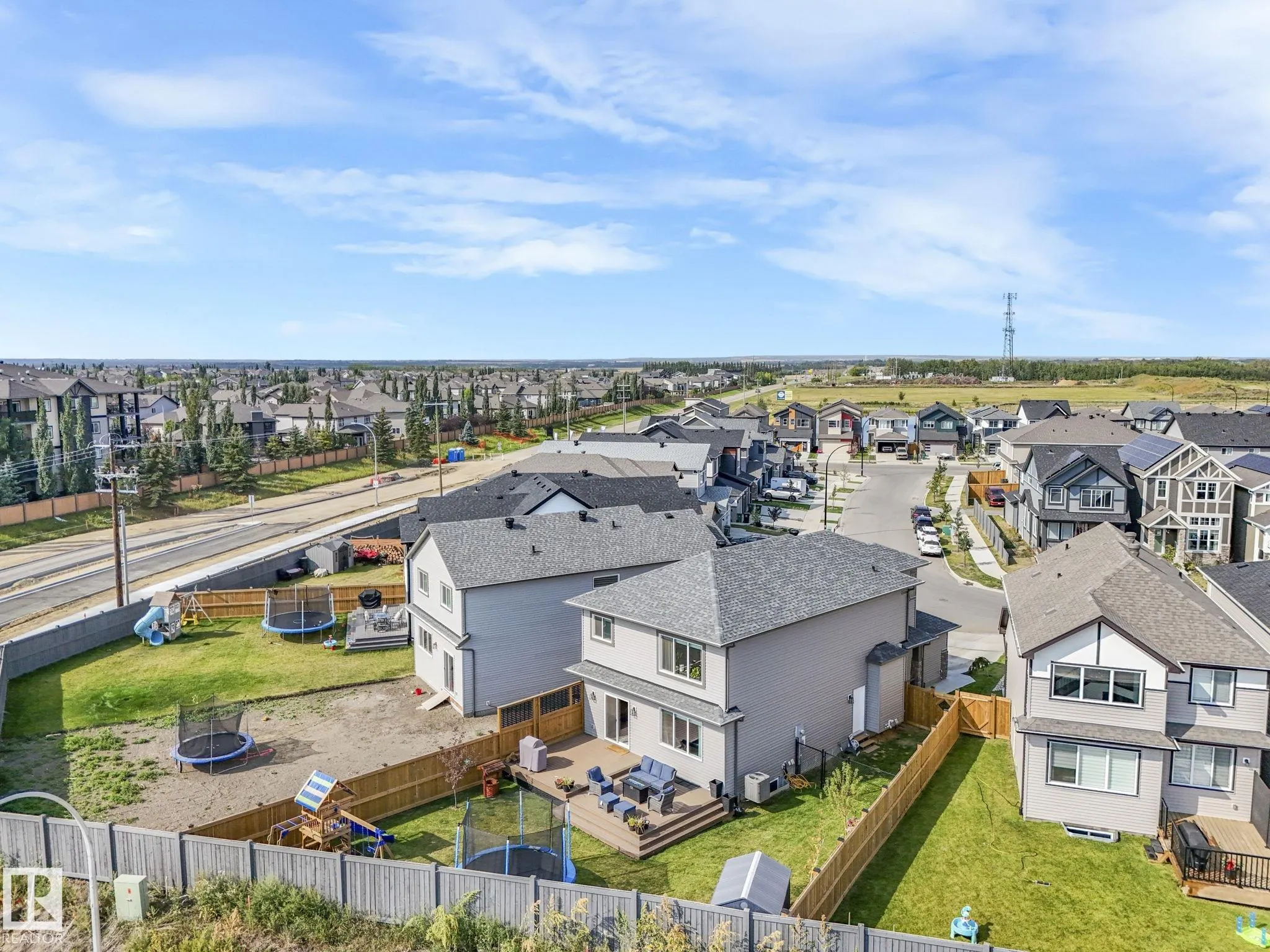 23 NETTLE Crescent